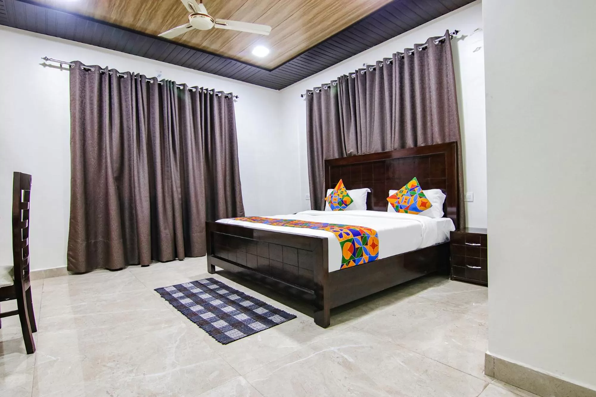 Photo of the whole room, Bed in FabHotel Prime Olive Lake View