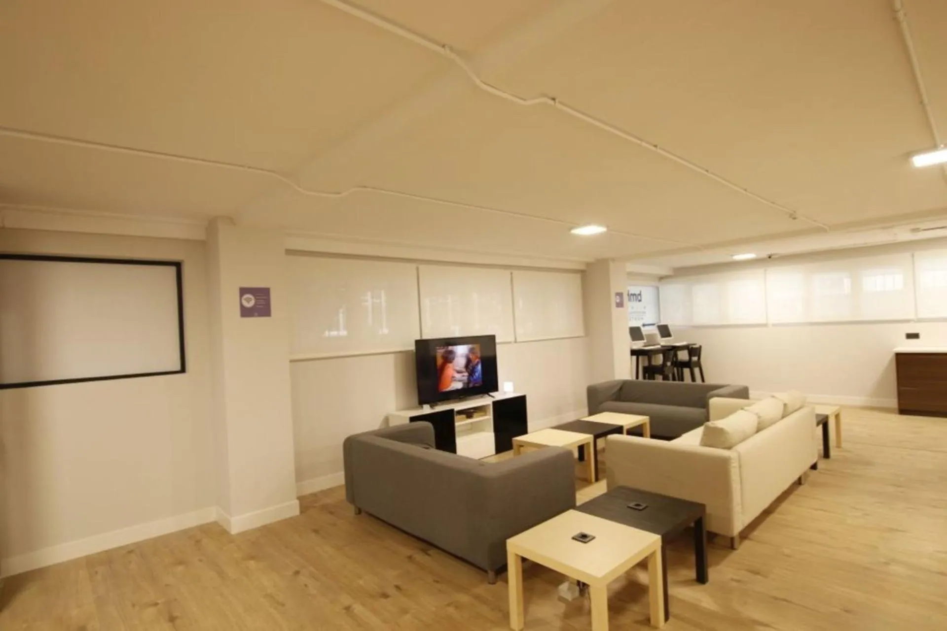 Living room in Bilbao Metropolitan Hostel by Bossh! Hotels