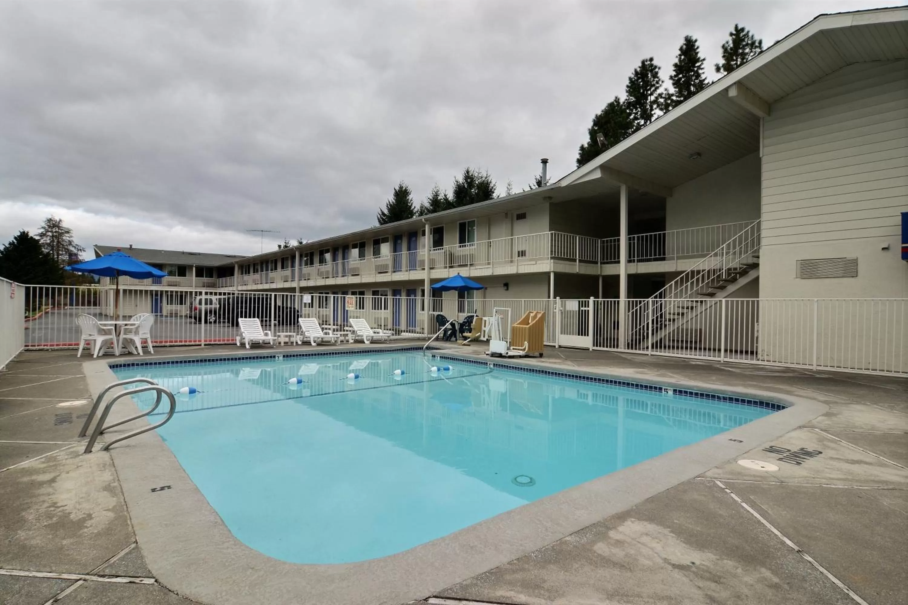 Swimming pool in Motel 6-Tumwater, WA - Olympia