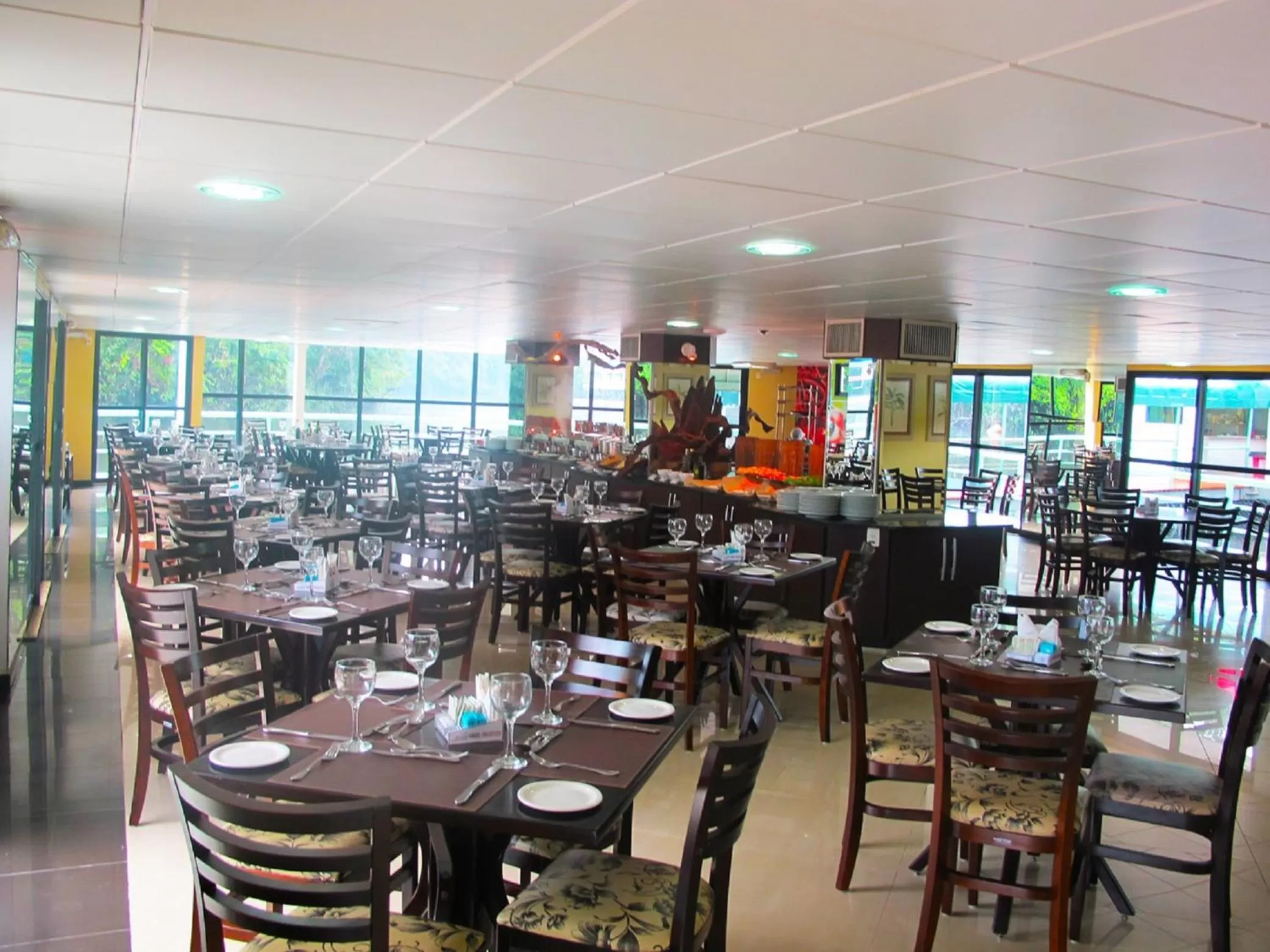 Restaurant/Places to Eat in Uiara Amazon Resort