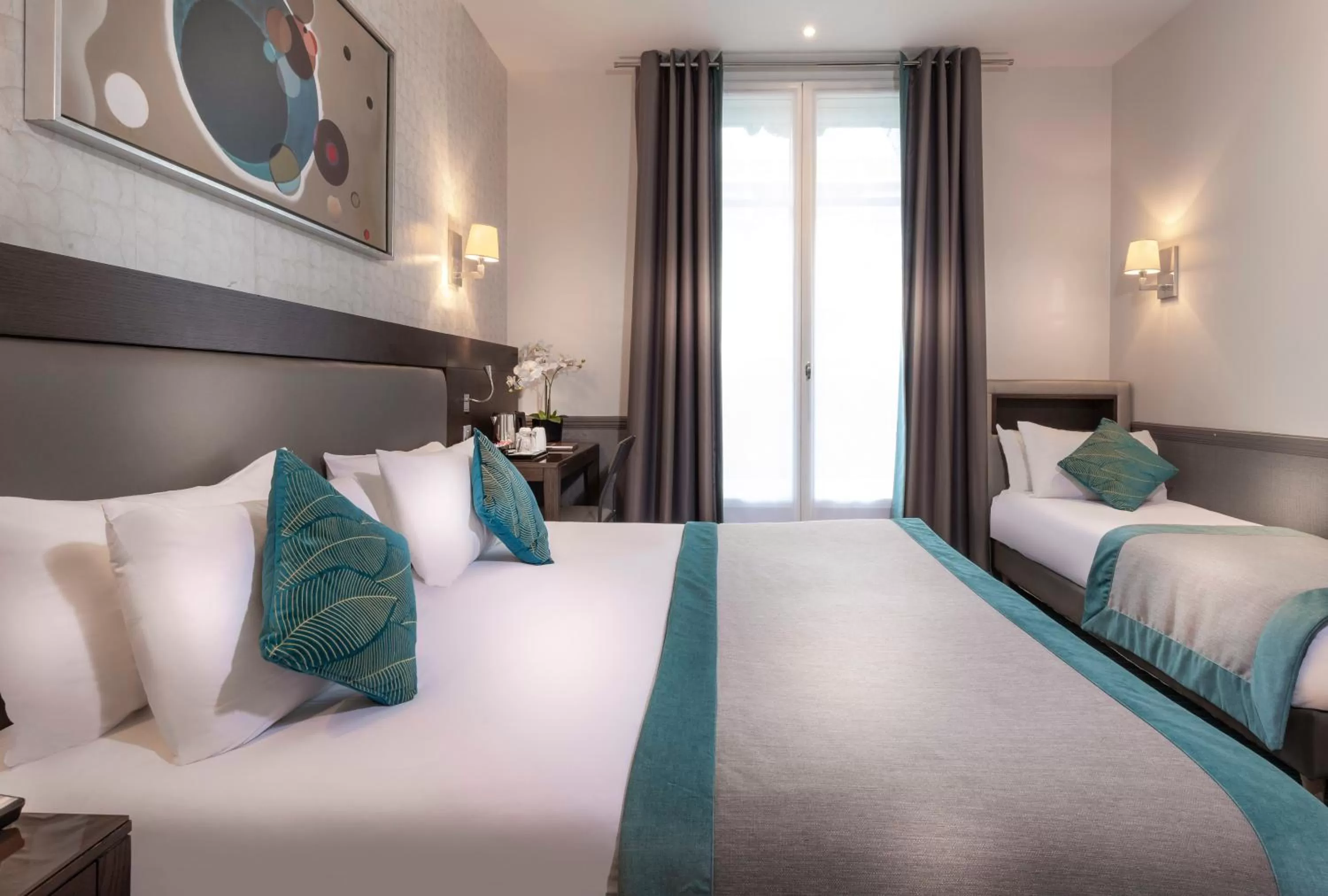 Bed in Elysées Ceramic