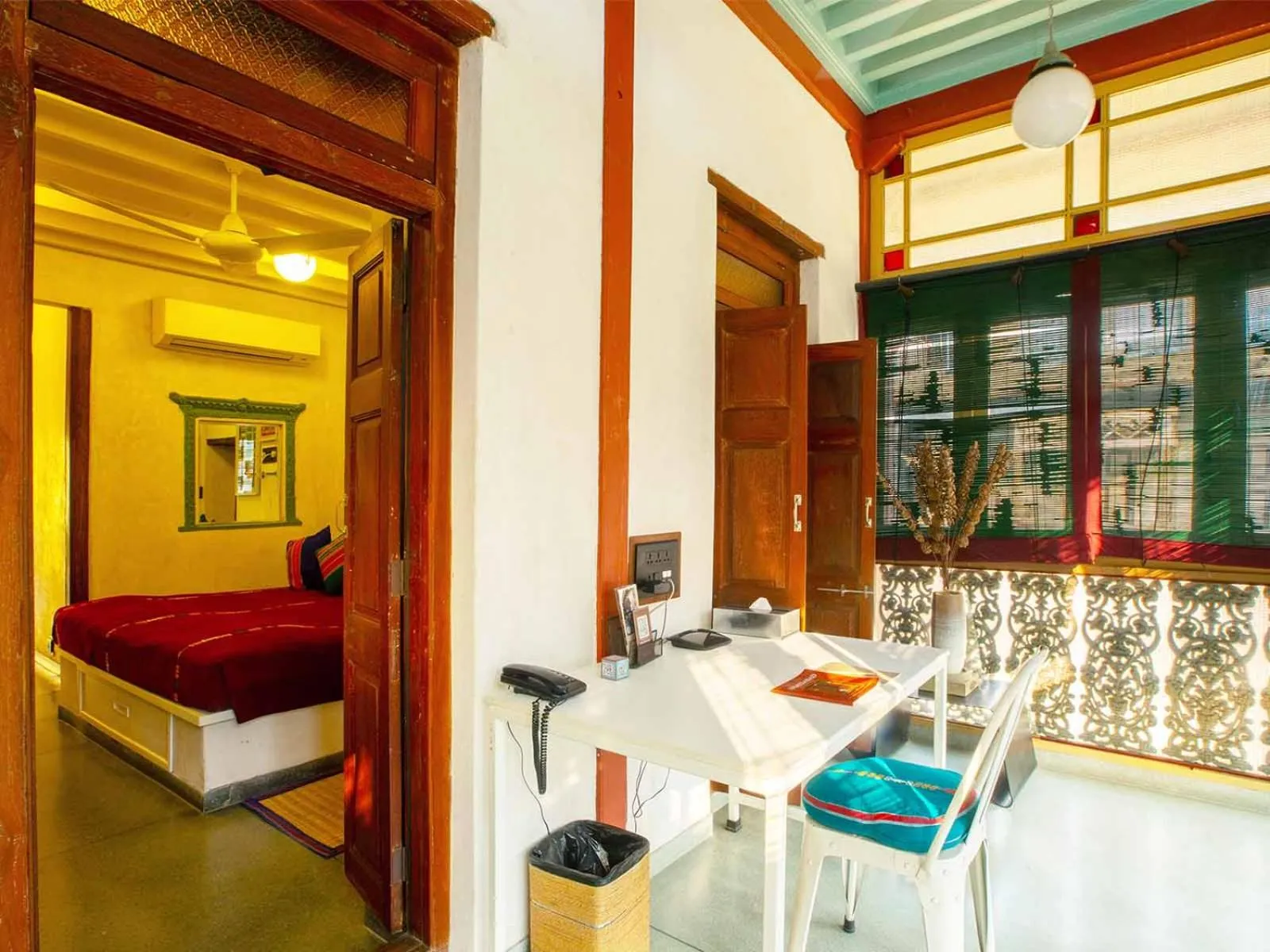 Balcony/Terrace, Bed in Mangaldas Ni Haveli II by The House of MG