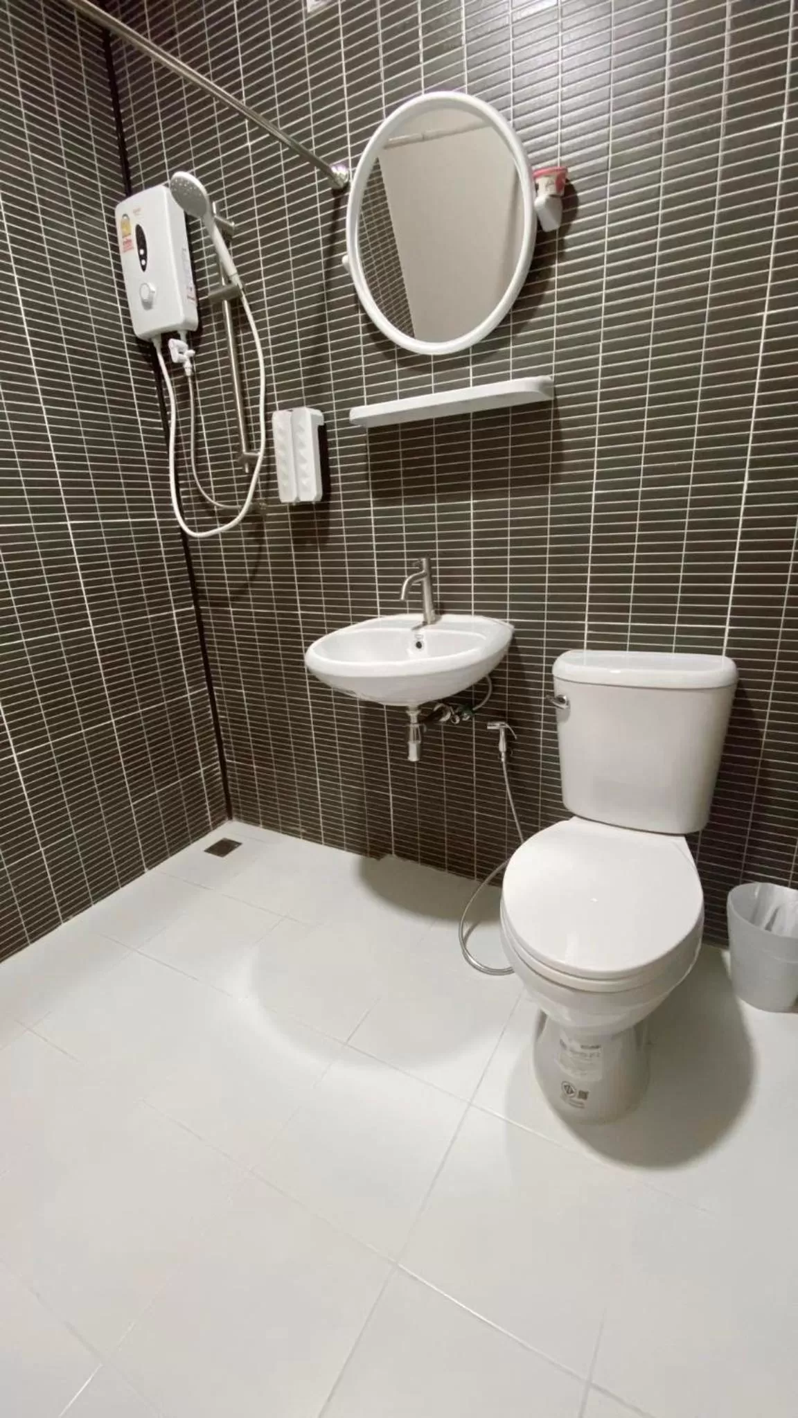 Bathroom in Juni House Chumphon