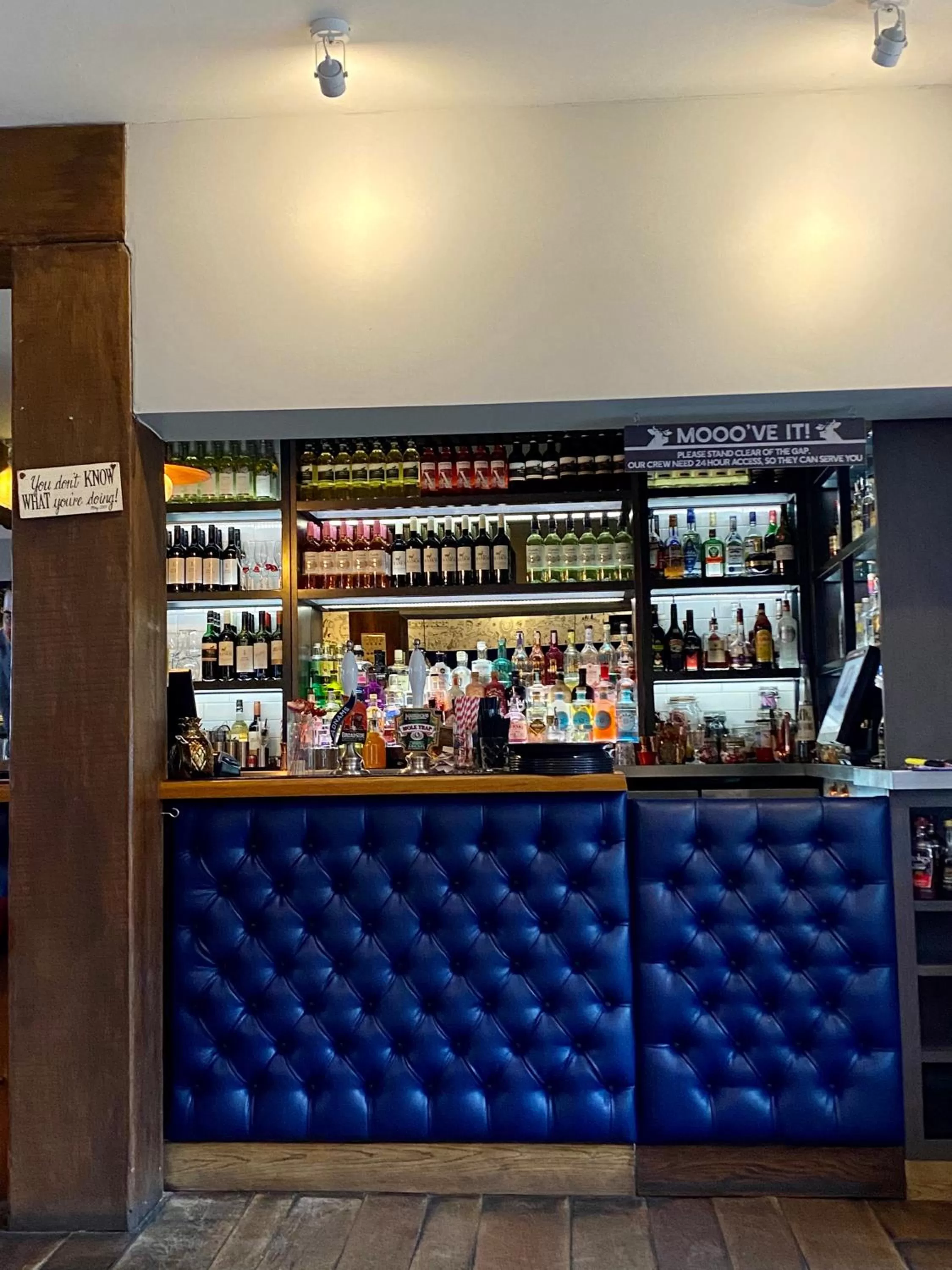 Lounge or bar in The Bull Inn