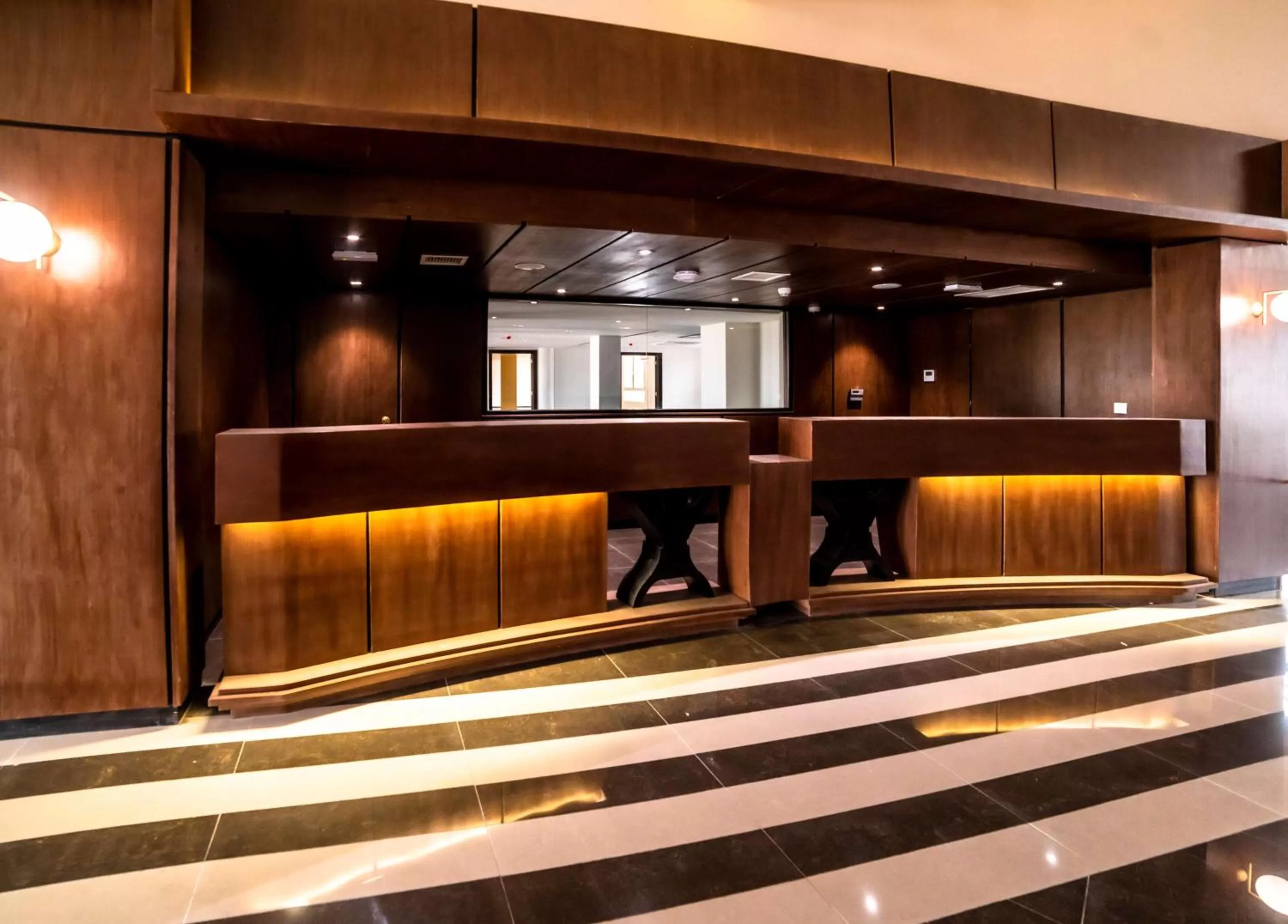 Lobby or reception in Best Western Plus Soaho Douala Airport