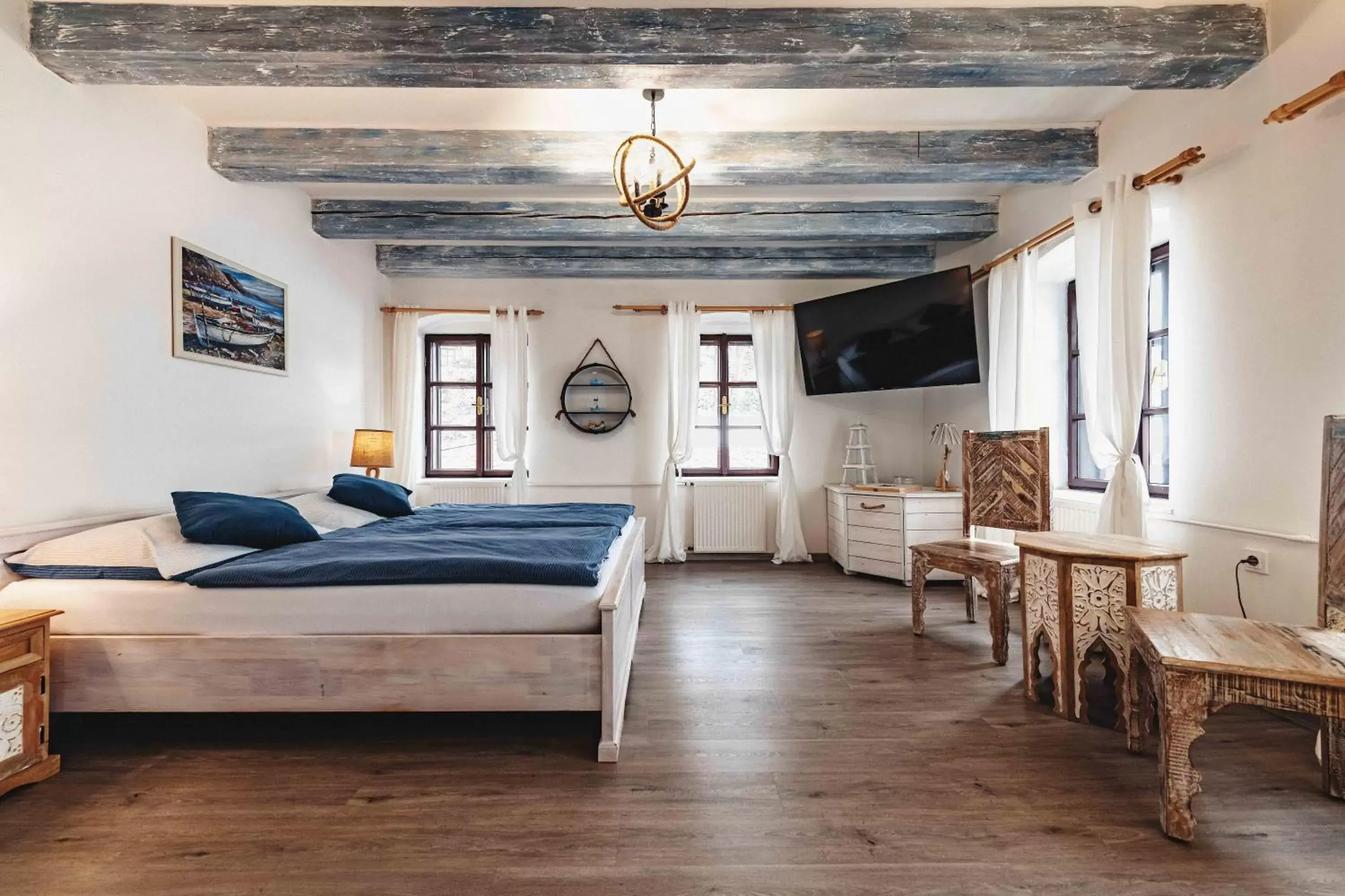 Deluxe Queen Suite in Resort Mlýn Černovice Deluxe Queen Suite in Resort Mlýn Černovice