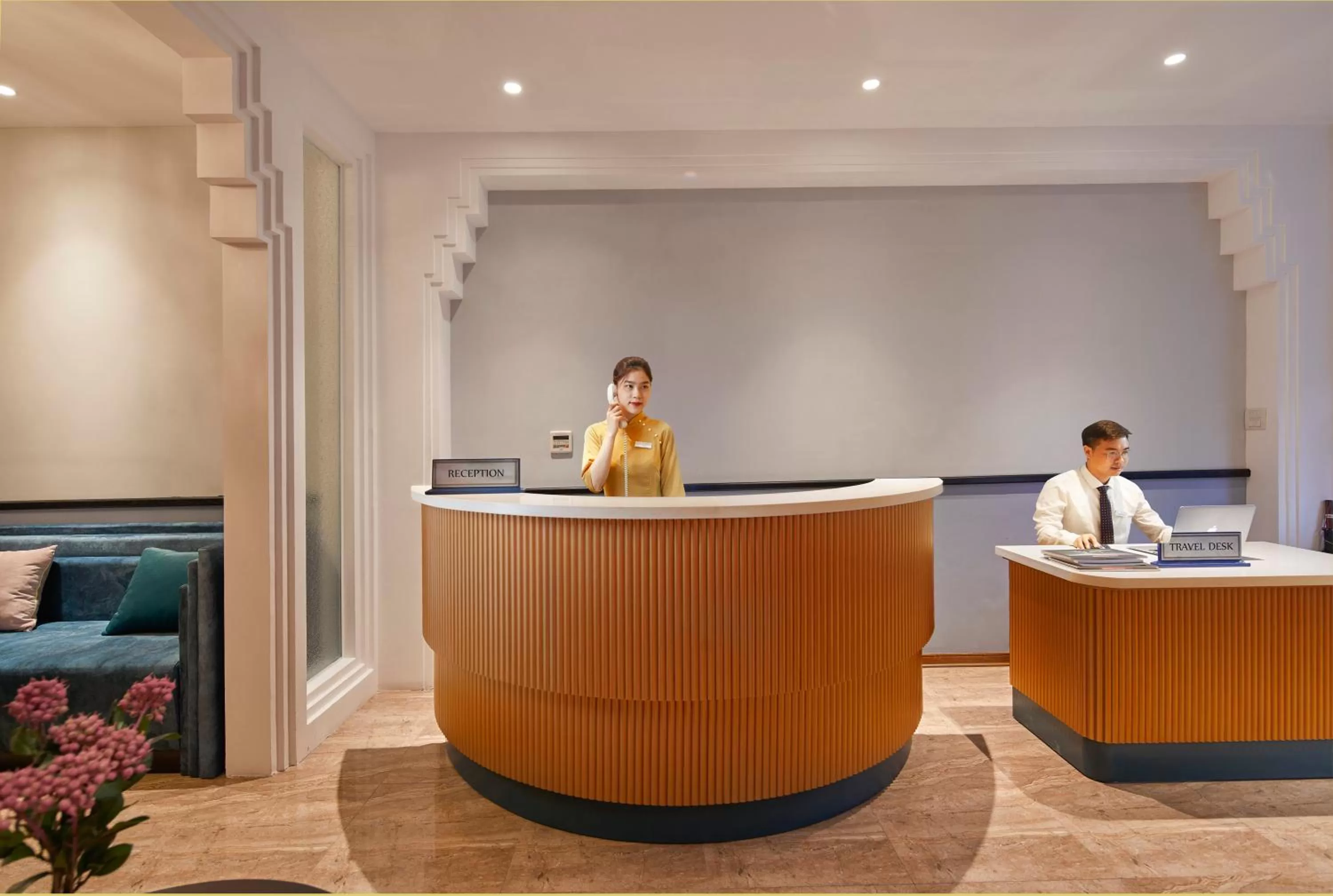 Lobby or reception in HANOI FLORA HOTEL