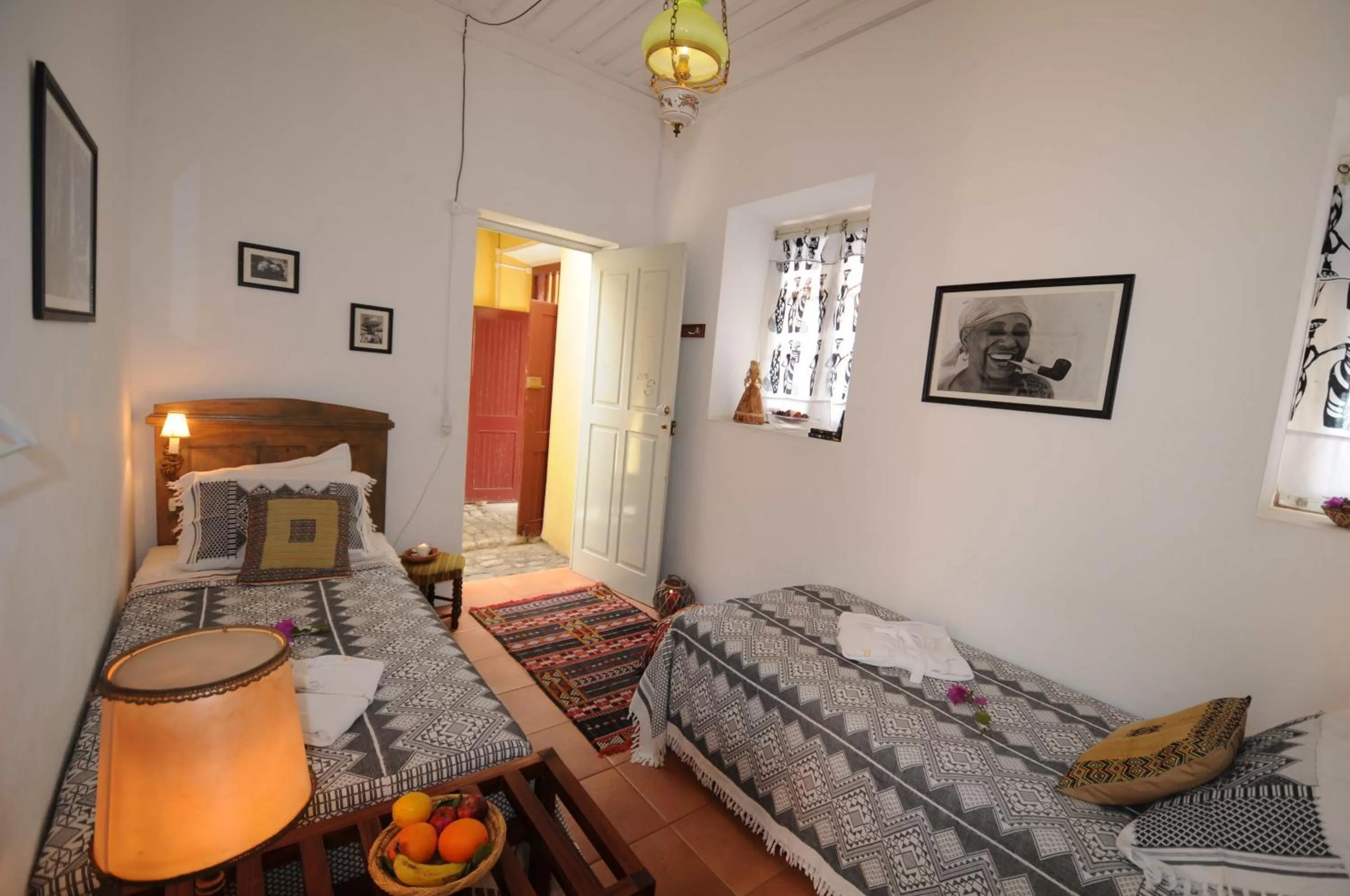 Photo of the whole room, Bed in The Colonial Guest House