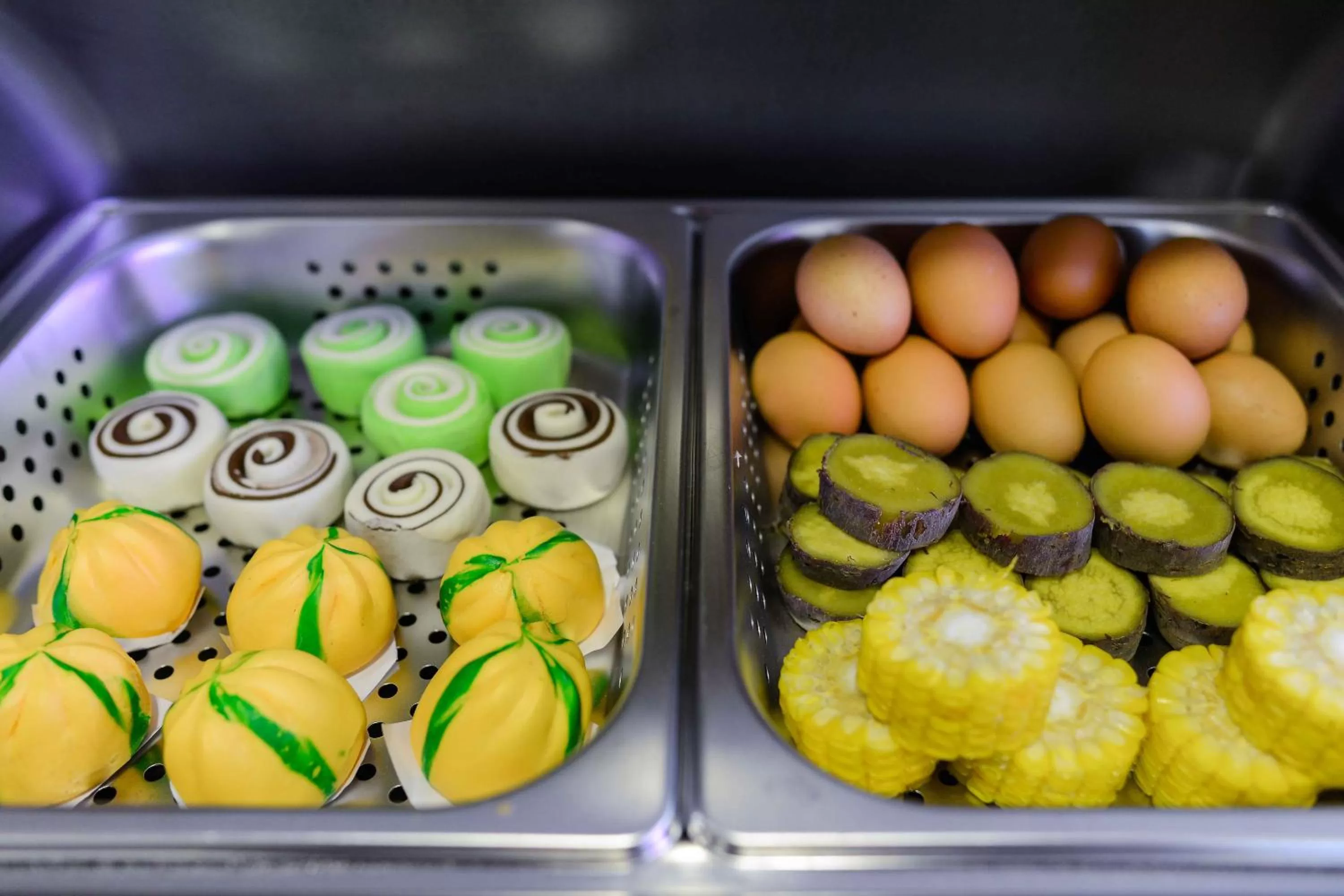 Restaurant/places to eat in Saigonciti Hotel A