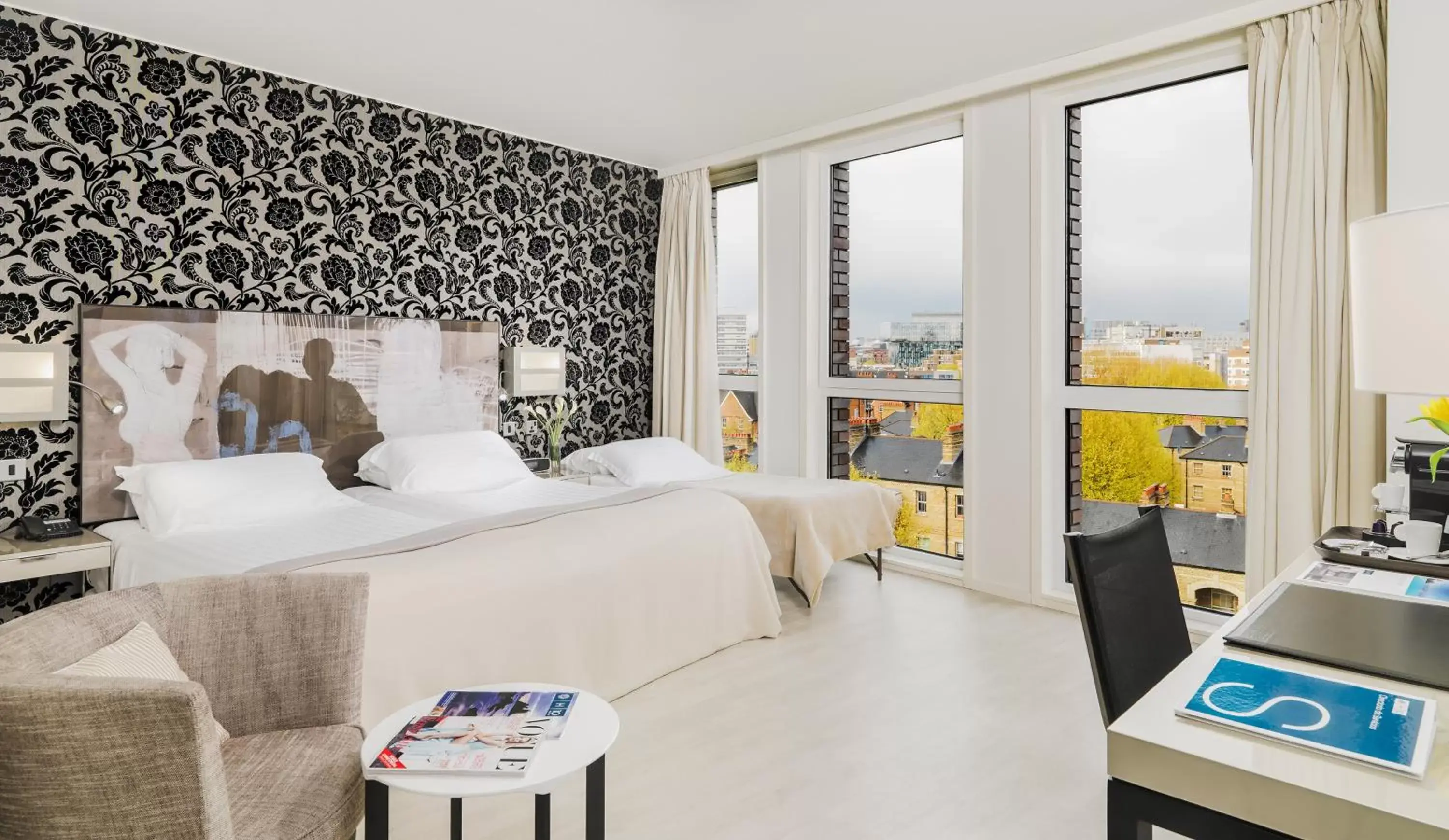 Classic Triple in H10 London Waterloo Classic Triple in H10 London Waterloo