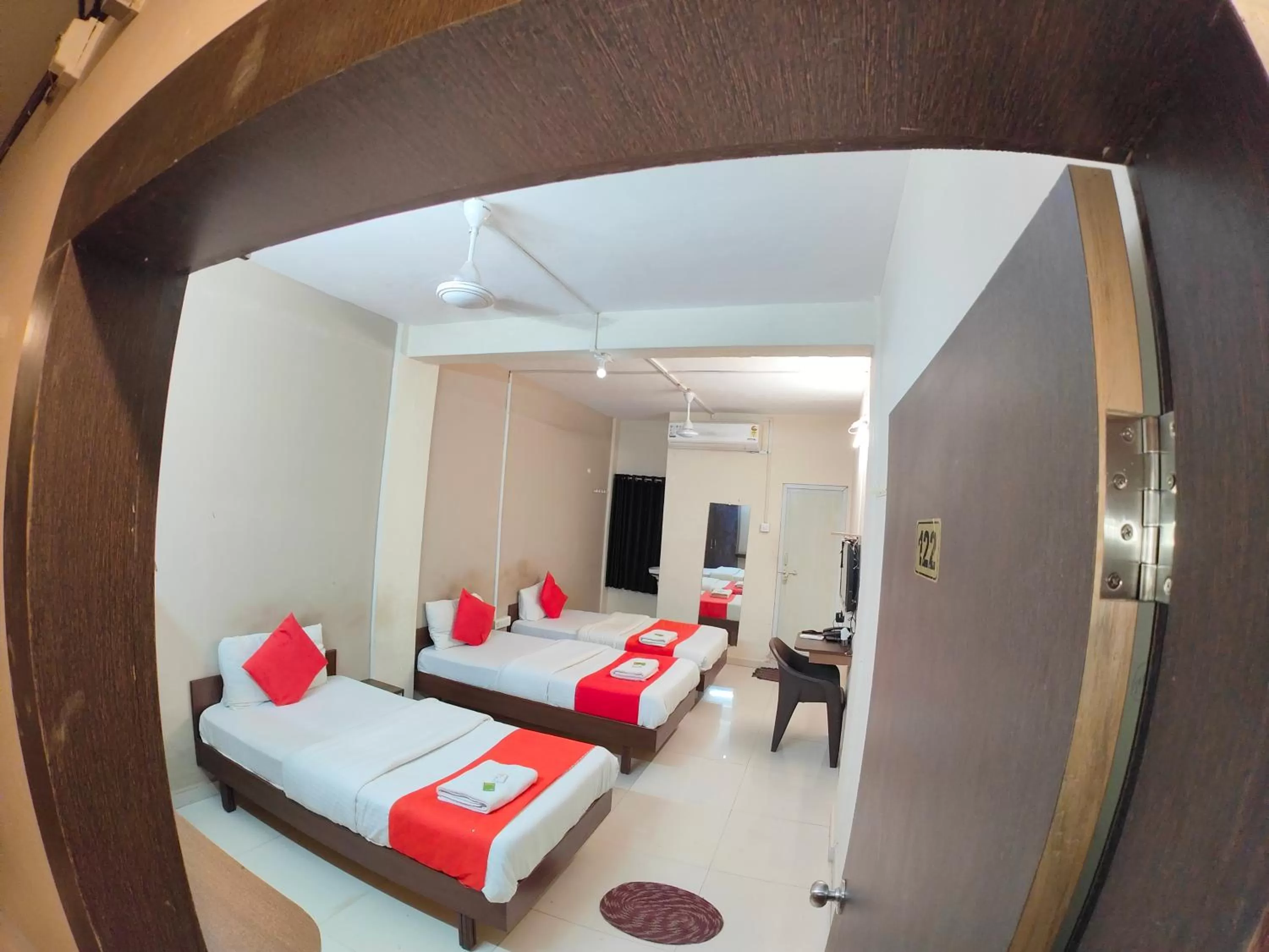 Bed in Hotel Nawanagar Residency