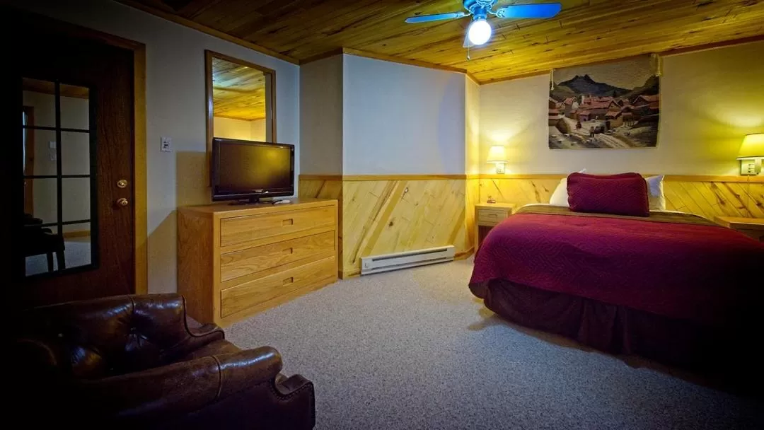 Bed in Sitzmark Sports Lodge