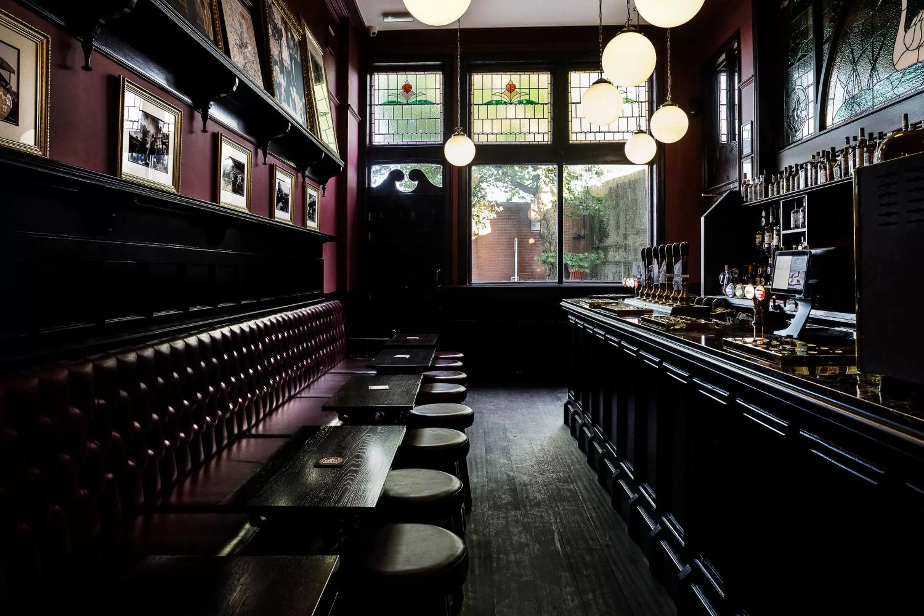 Restaurant/Places to Eat in Swan & Railway Hotel Wigan