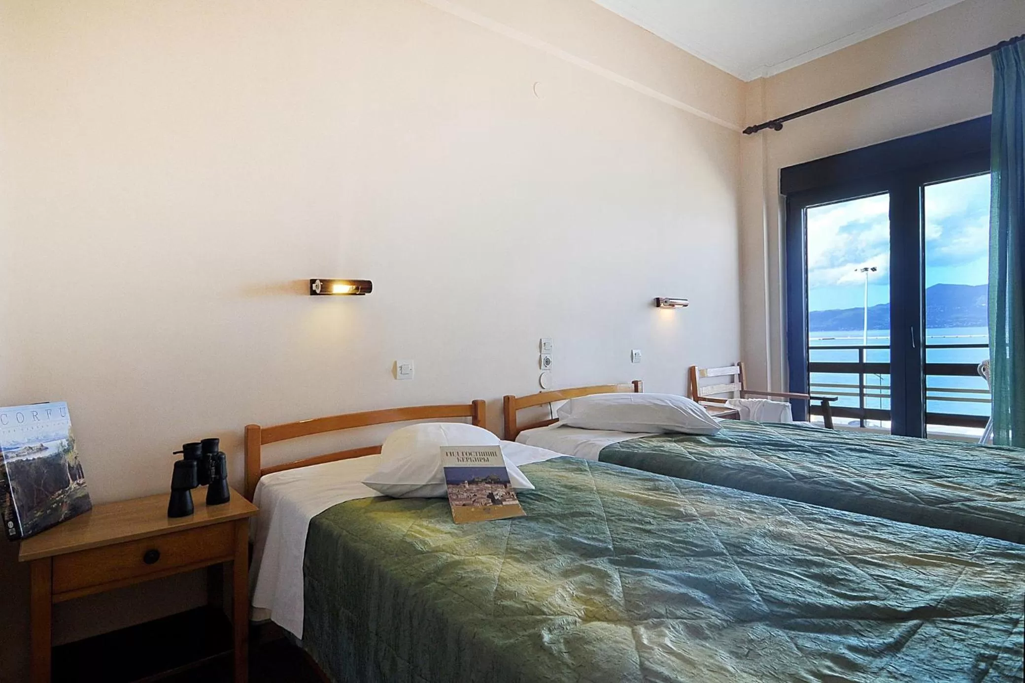 Bedroom, Bed in Hotel Atlantis