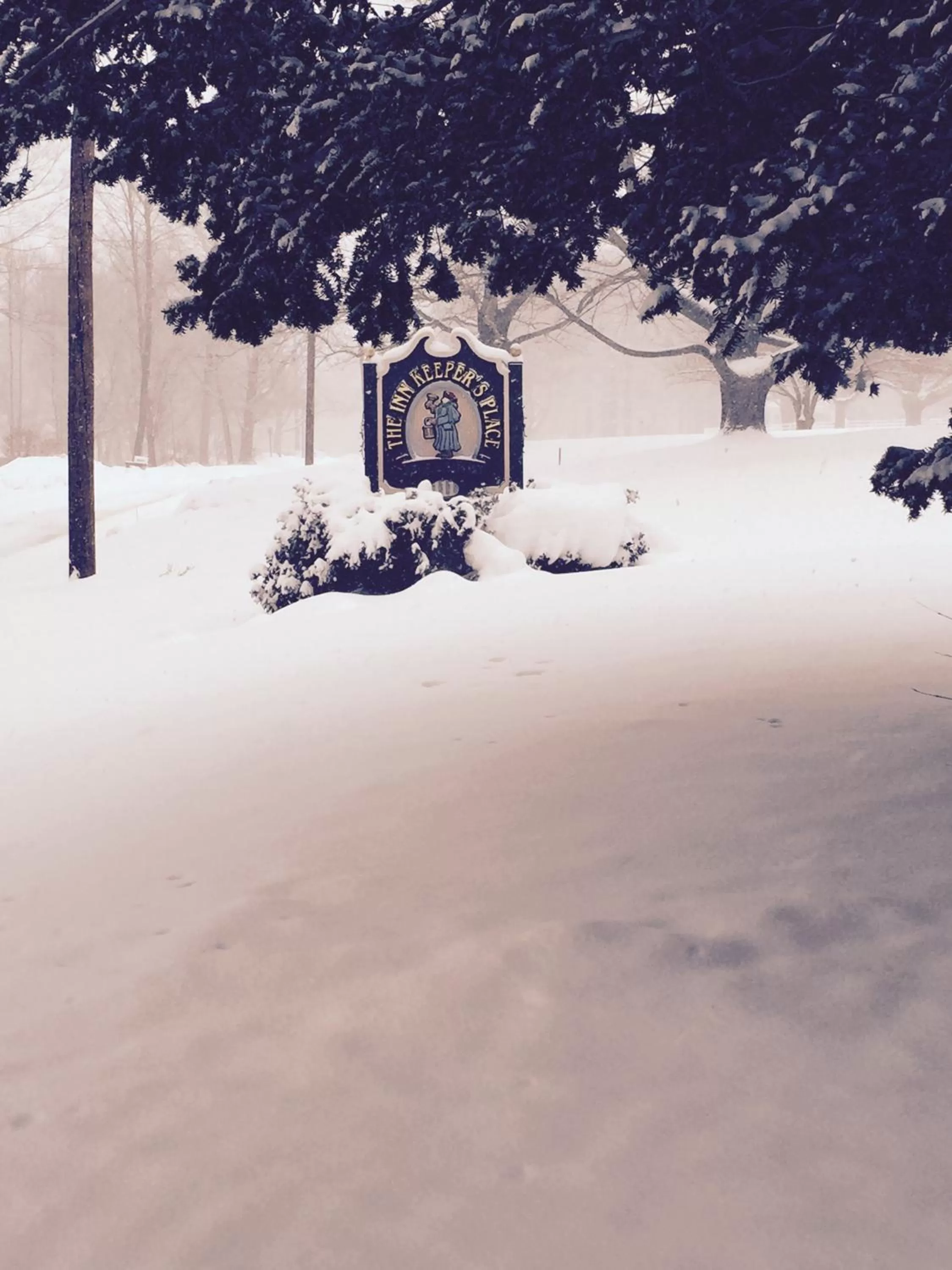 Property logo or sign in Innkeeper's Place B&B