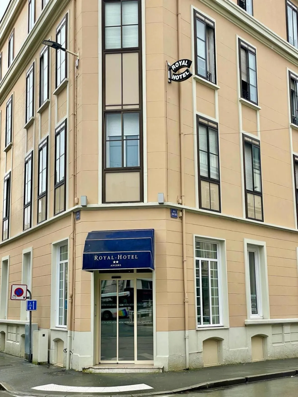 Property building in Royal Hôtel Angers