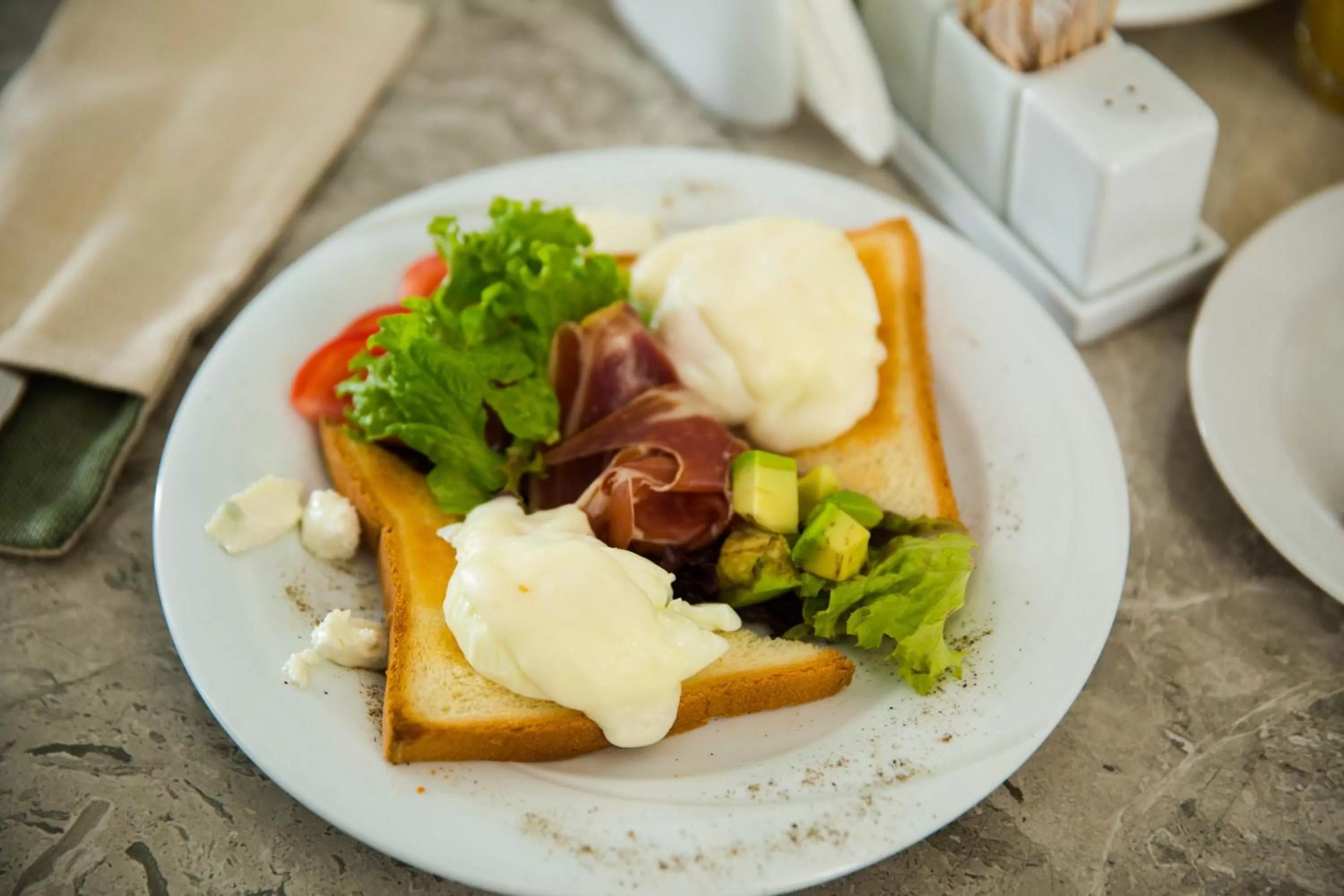 Breakfast in Hotel "Mandarin Clubhouse"