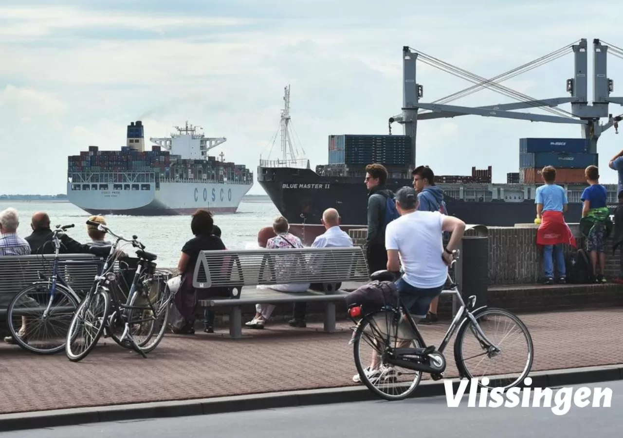 Neighbourhood in Hotel Kaap West I Kloeg Collection