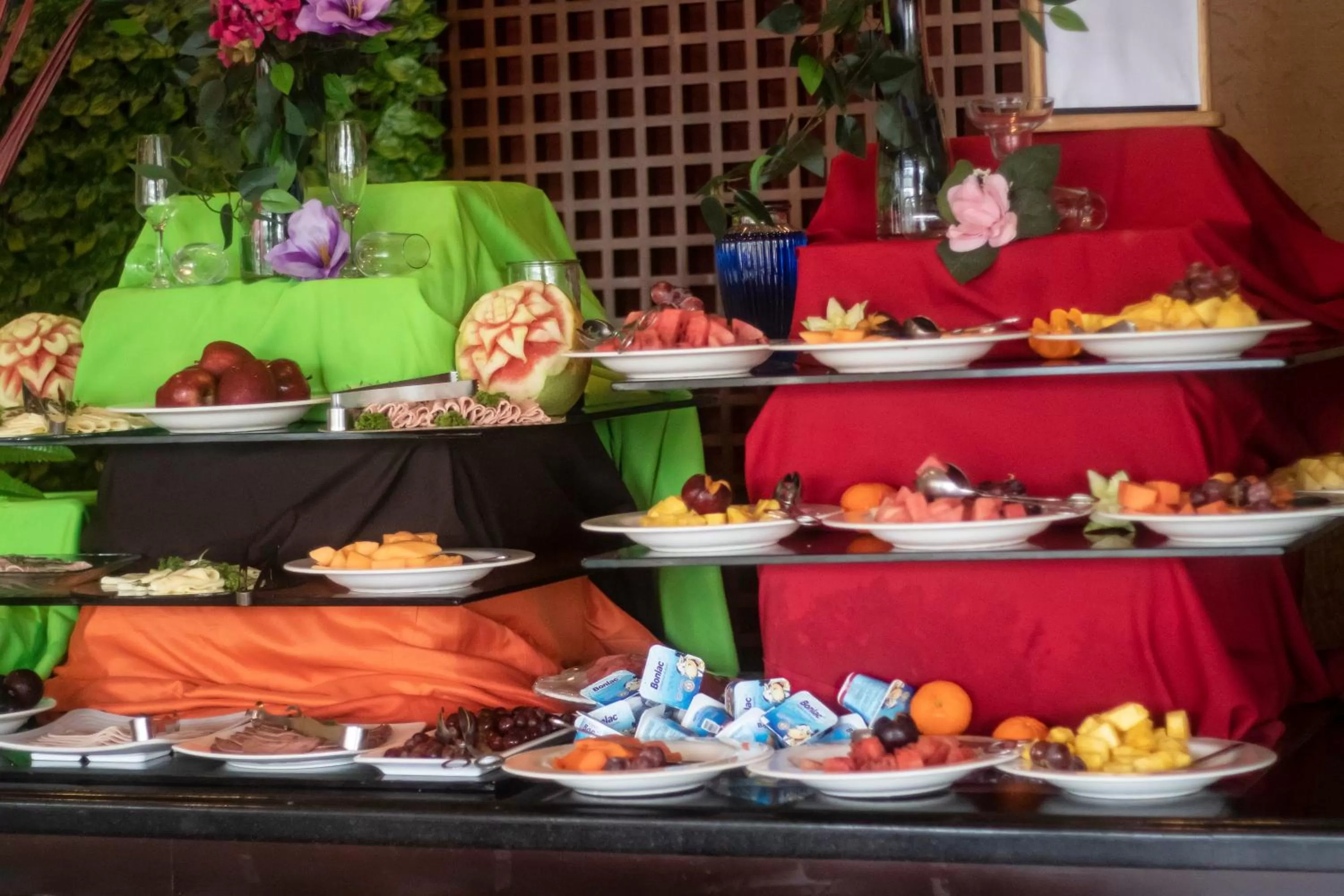 Food in Radisson Colon 2,000 Hotel & Casino