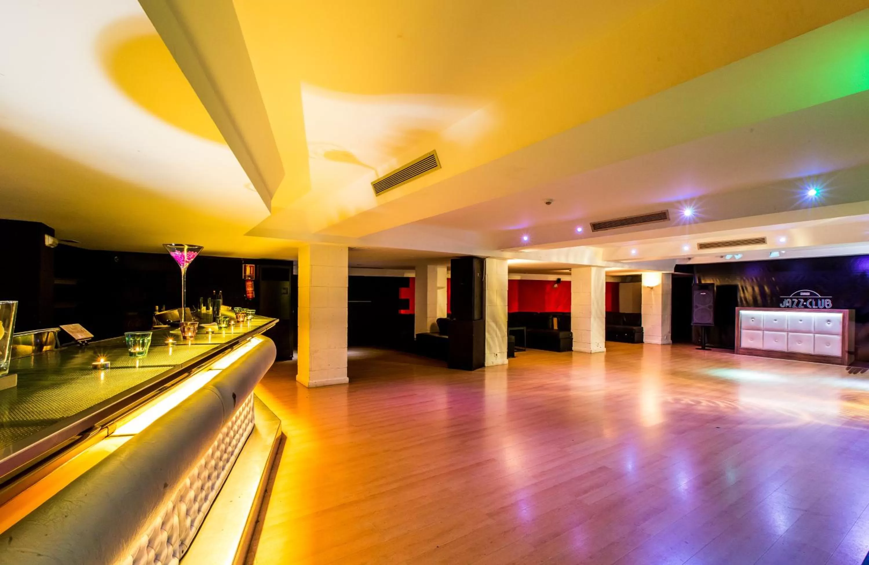 Banquet/Function facilities in Leonardo Hotel Granada