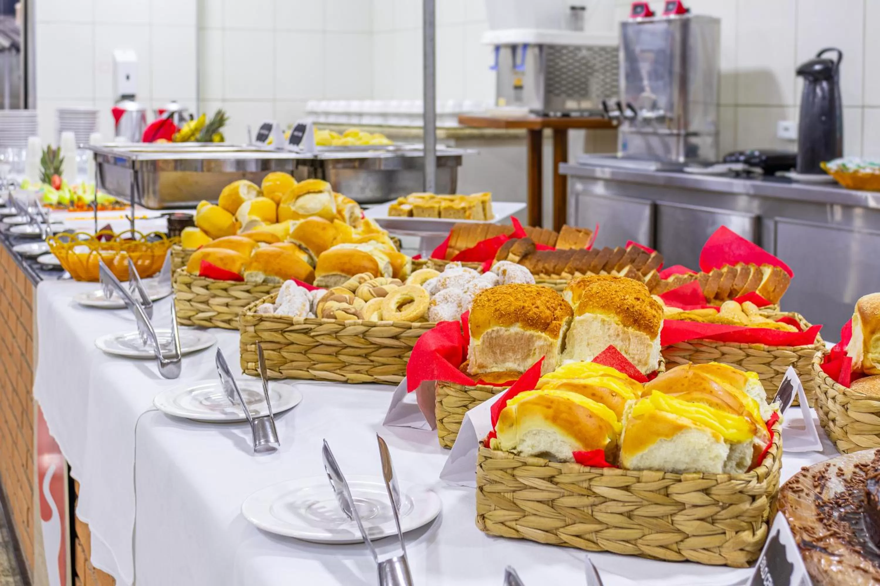 Buffet breakfast in Hotel Caminho do Rosário