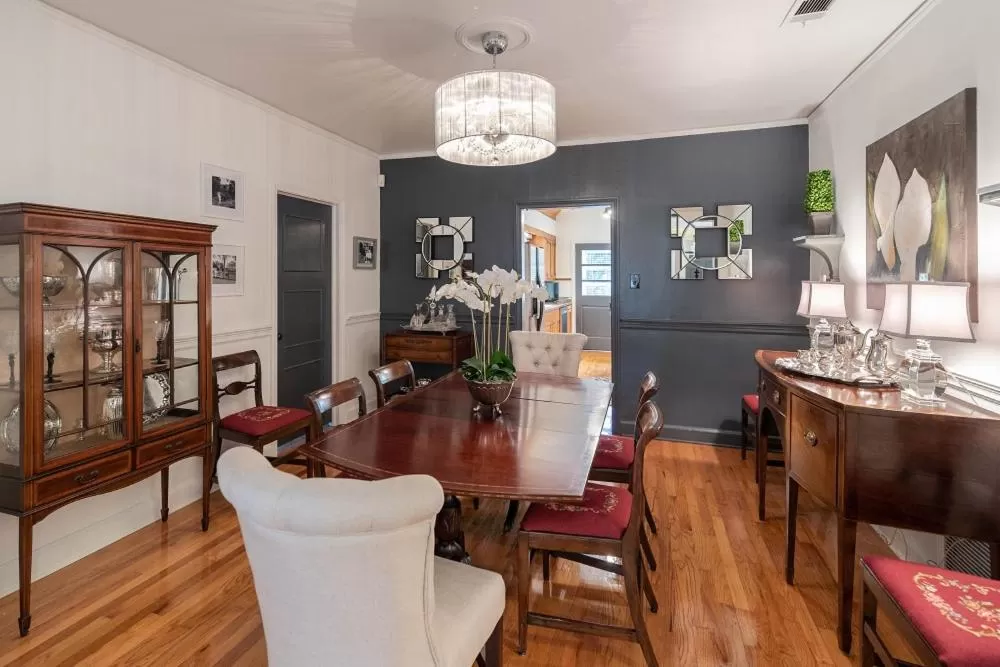 Dining area in Linden - A Historic Bed and Breakfast