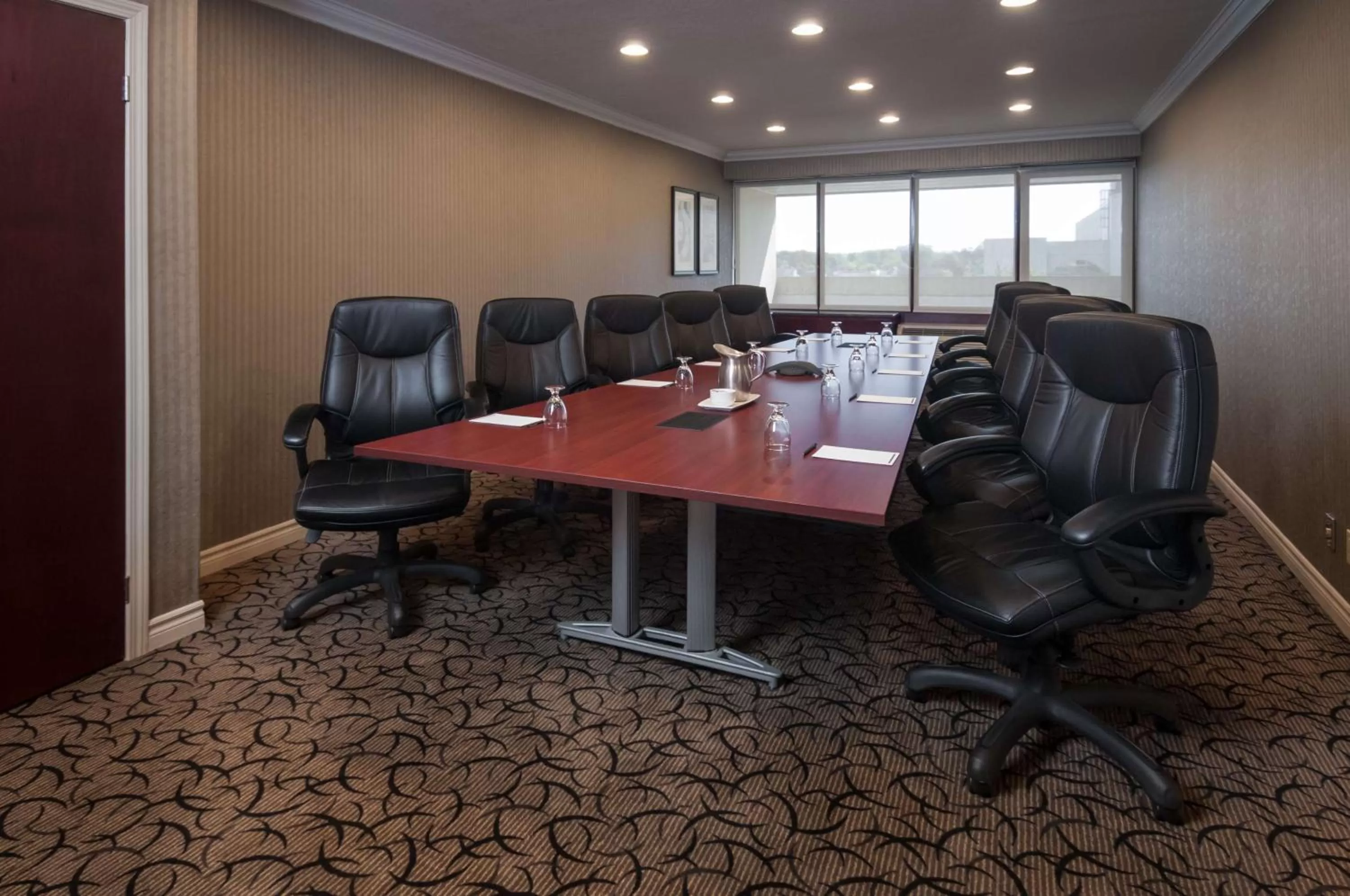 Meeting/conference room in Doubletree by Hilton London
