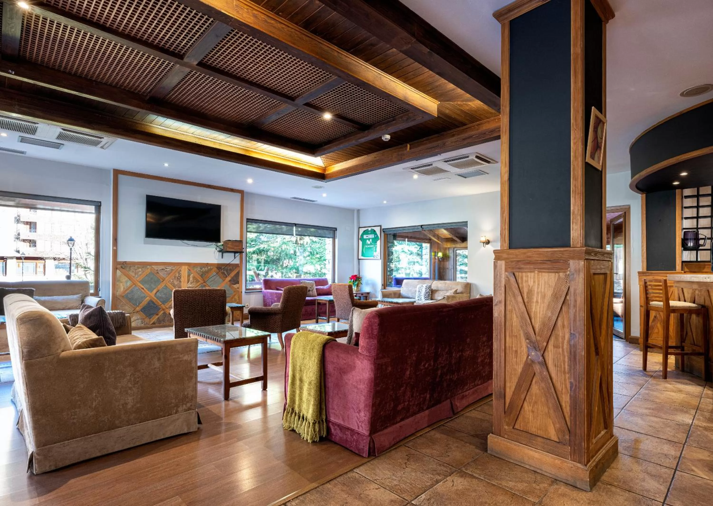 Living room in Hotel Vielha Val d'Aran, Affiliated by Meliá