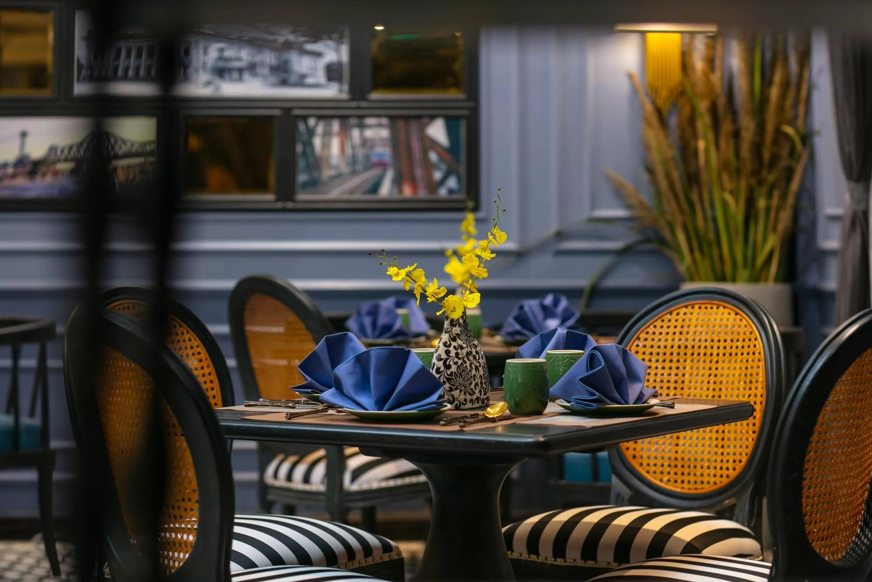 Restaurant/places to eat in The Exquisite HaLong Hotel