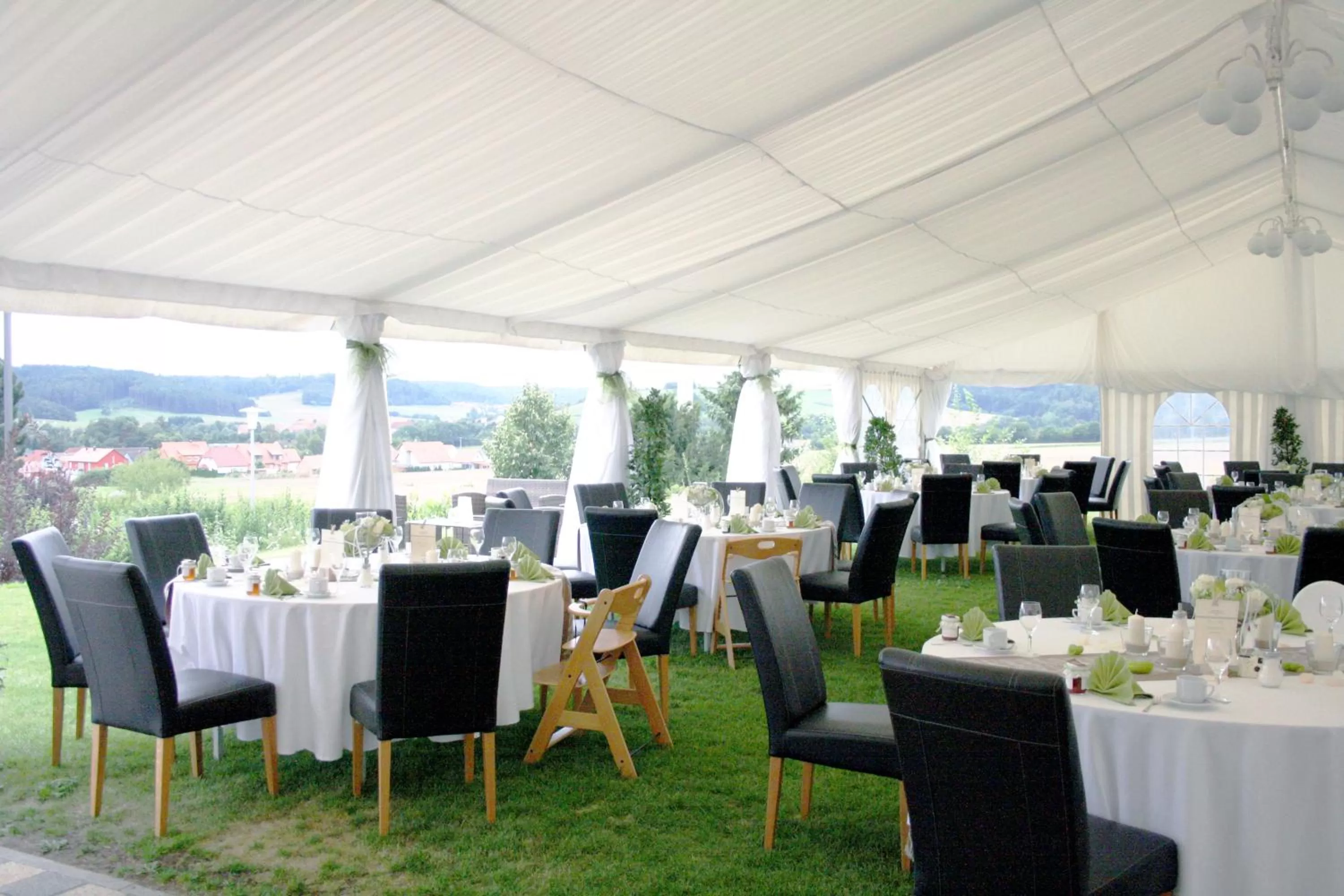 Restaurant/places to eat in Landhotel Geiselwind