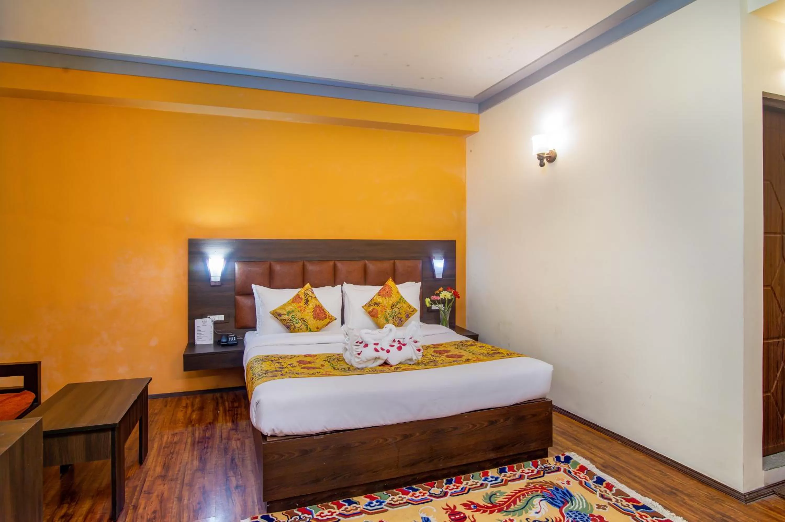 Bedroom, Bed in Muscatel Grand Silkroute - 300 Mts from MG Marg