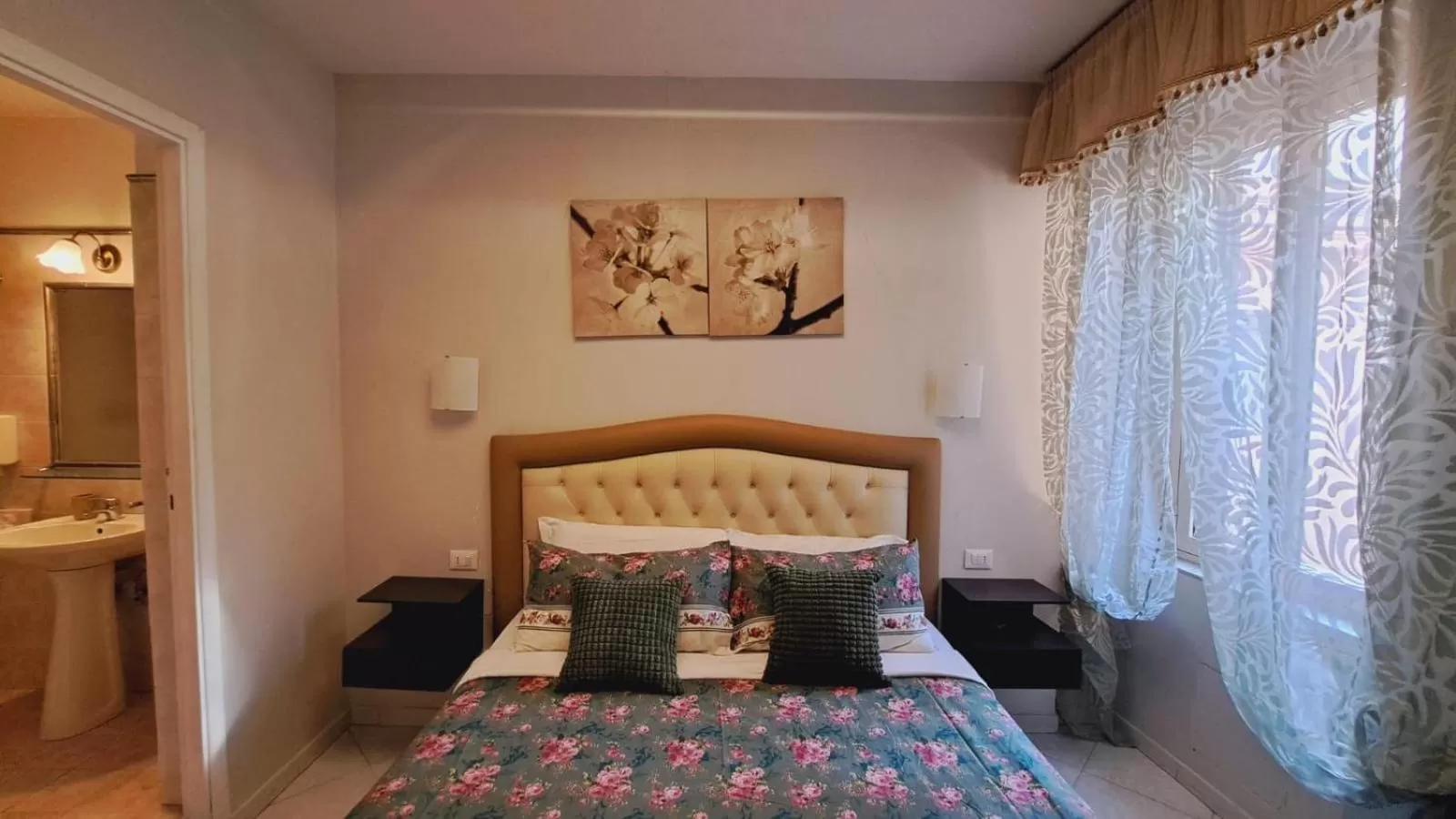 Bathroom, Bed in B&B Andy&LU