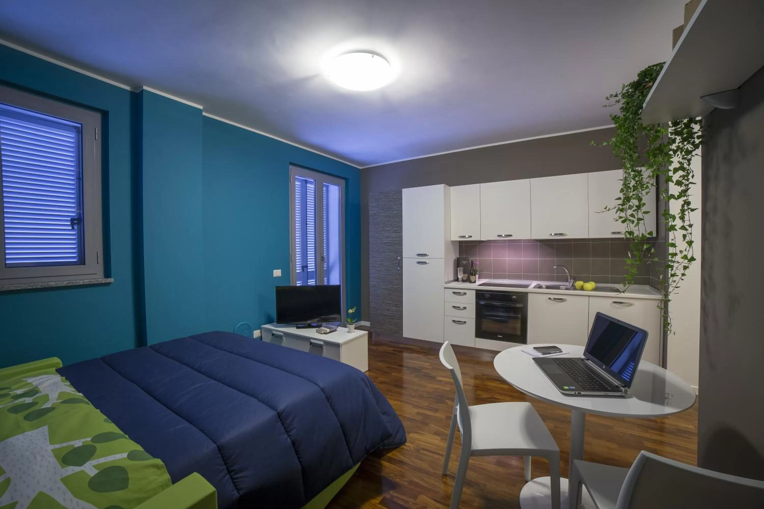 Kitchen or kitchenette in Aurum Aparthotels Pianell 10