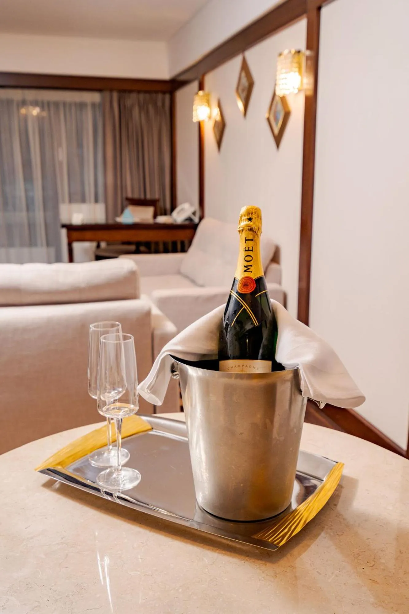 Alcoholic drinks in Hotel International