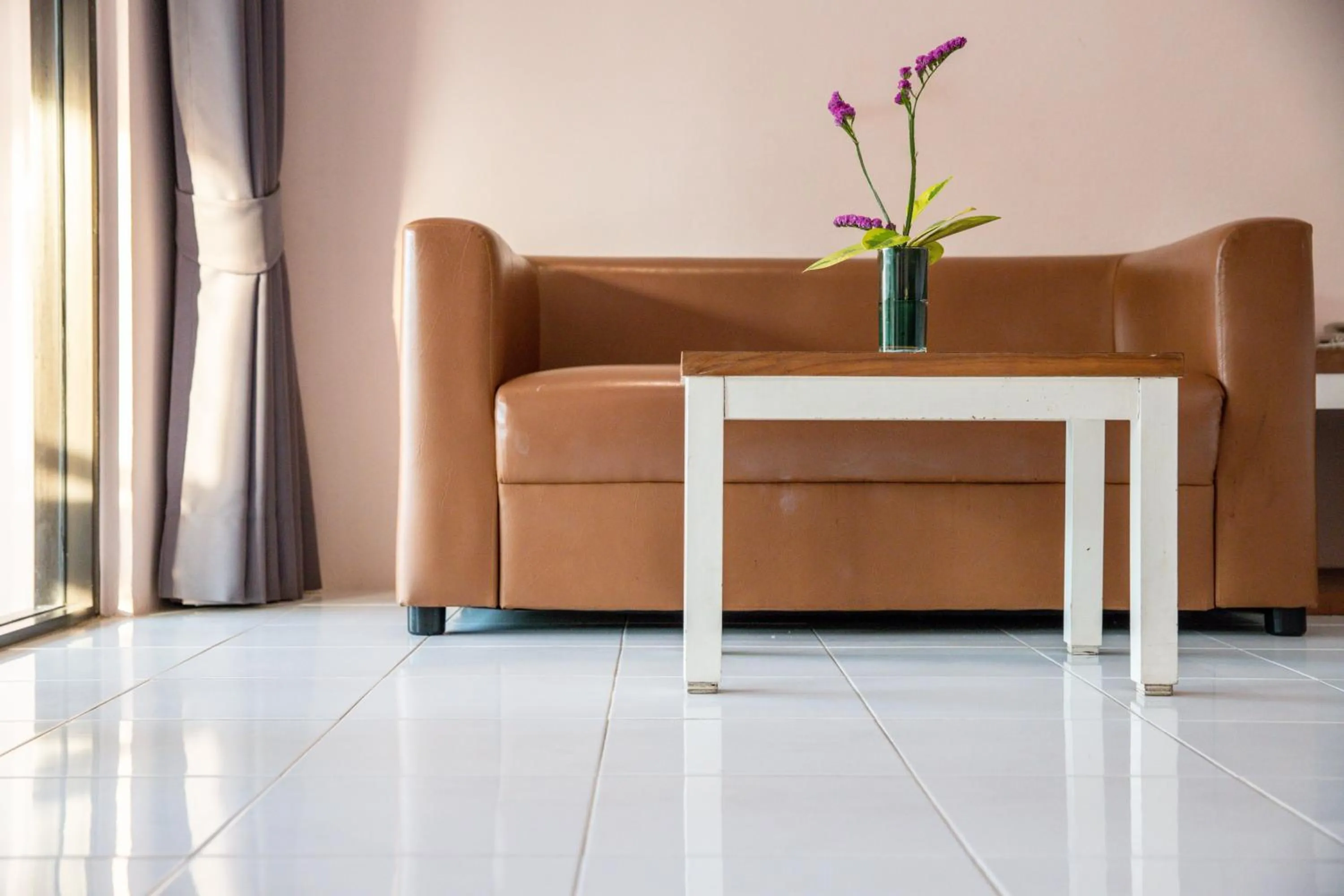 Seating area in Xanadu Beach Resort