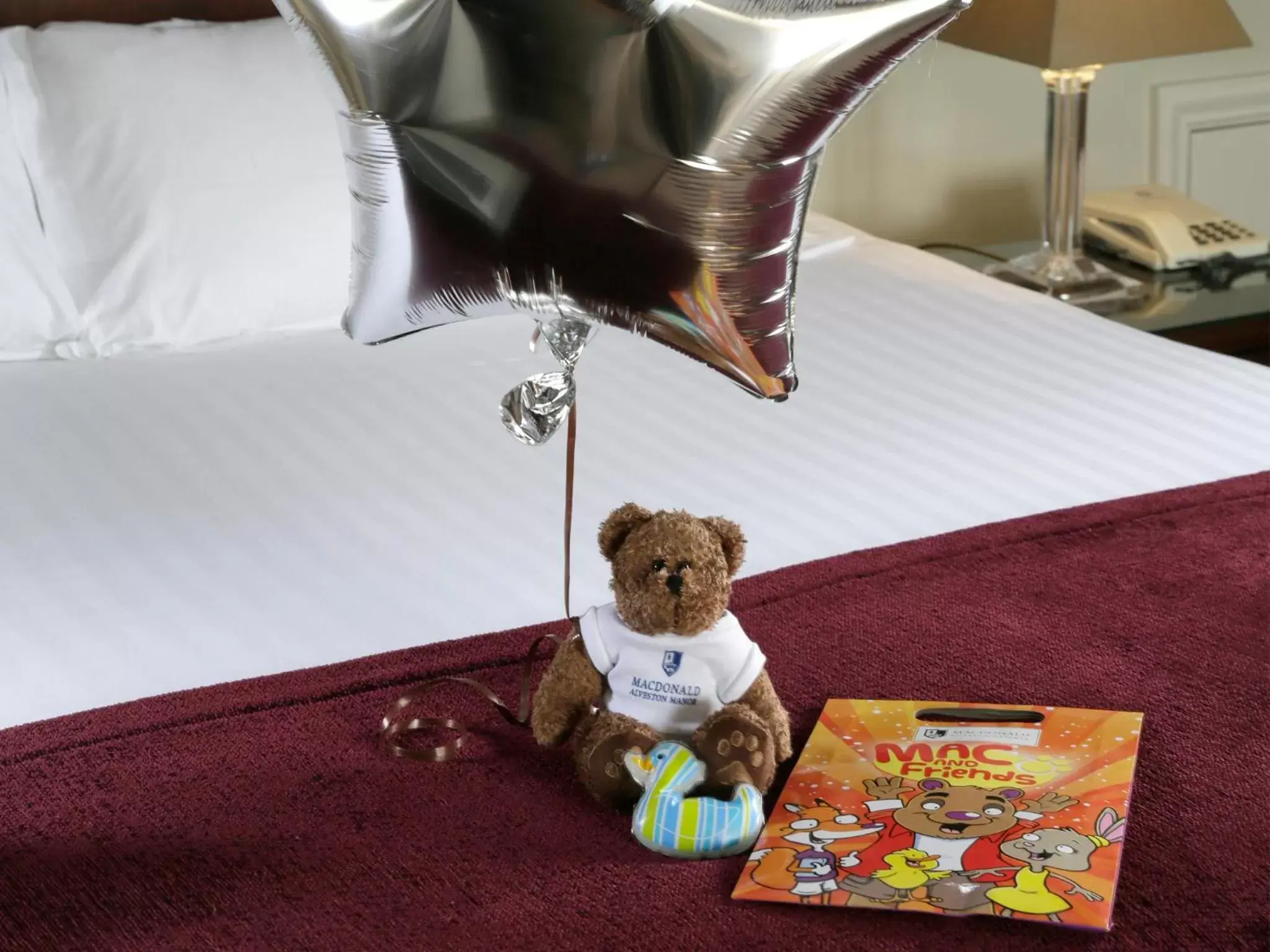 Standard Family Room in Macdonald Alveston Manor Hotel & Spa Standard Family Room in Macdonald Alveston Manor Hotel & Spa