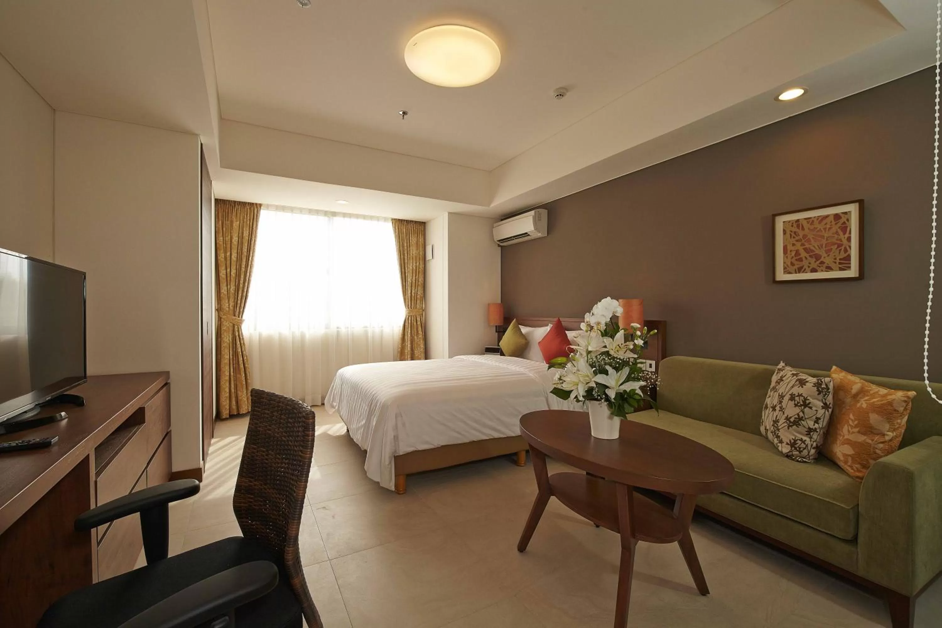 Photo of the whole room, Bed in Axia South Cikarang Service Apartment
