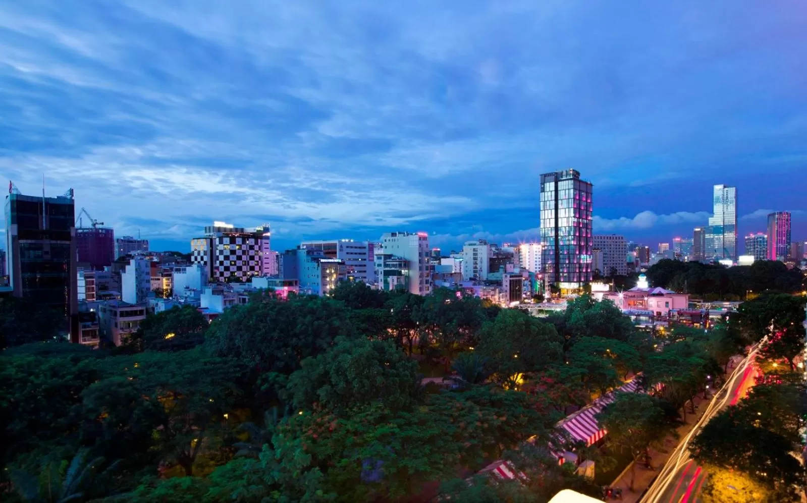 City view in Vien Dong Hotel - Near Bui Vien Walking Street