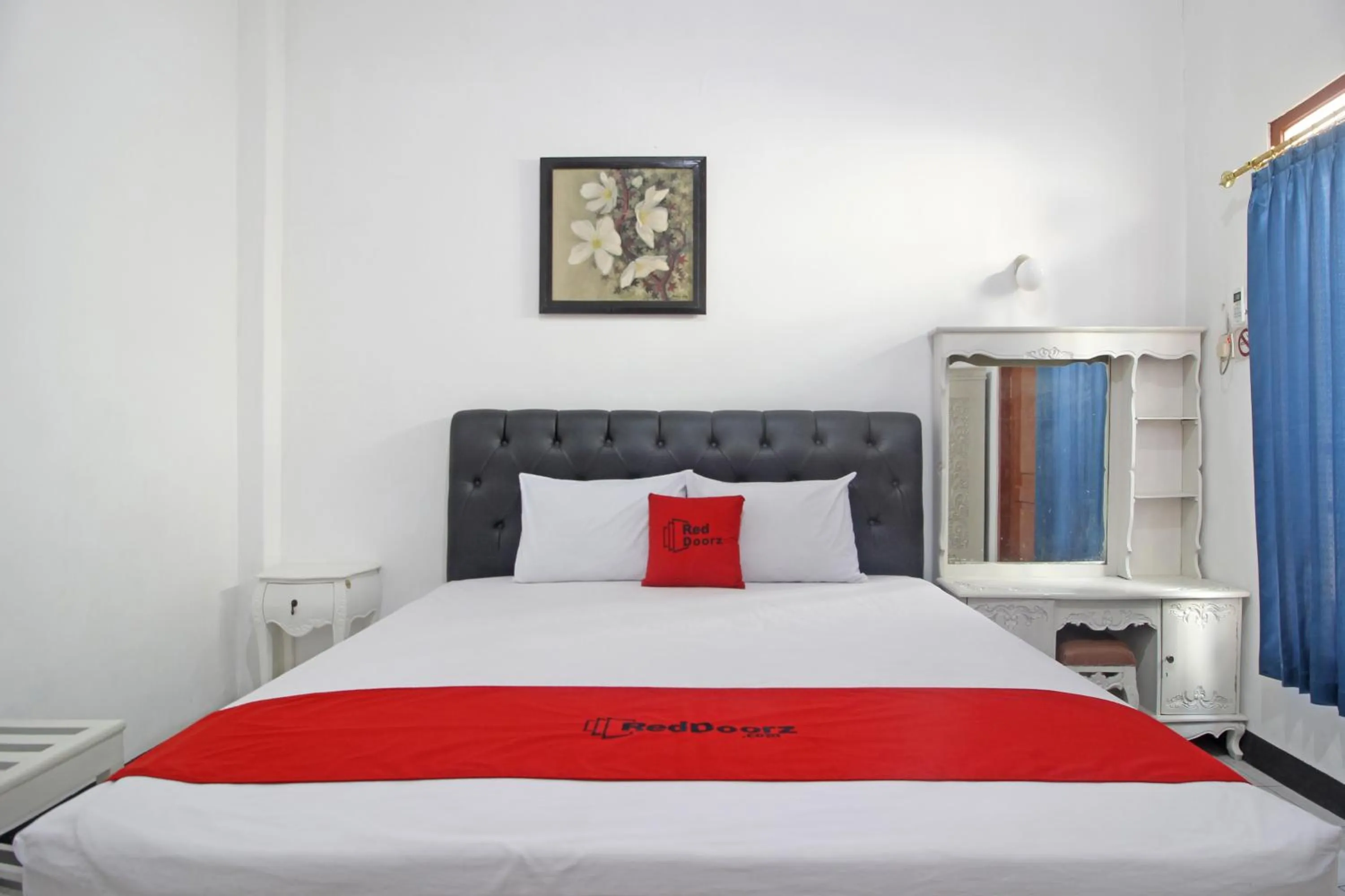 Bedroom, Bed in RedDoorz Plus @ Taman Siswa 3