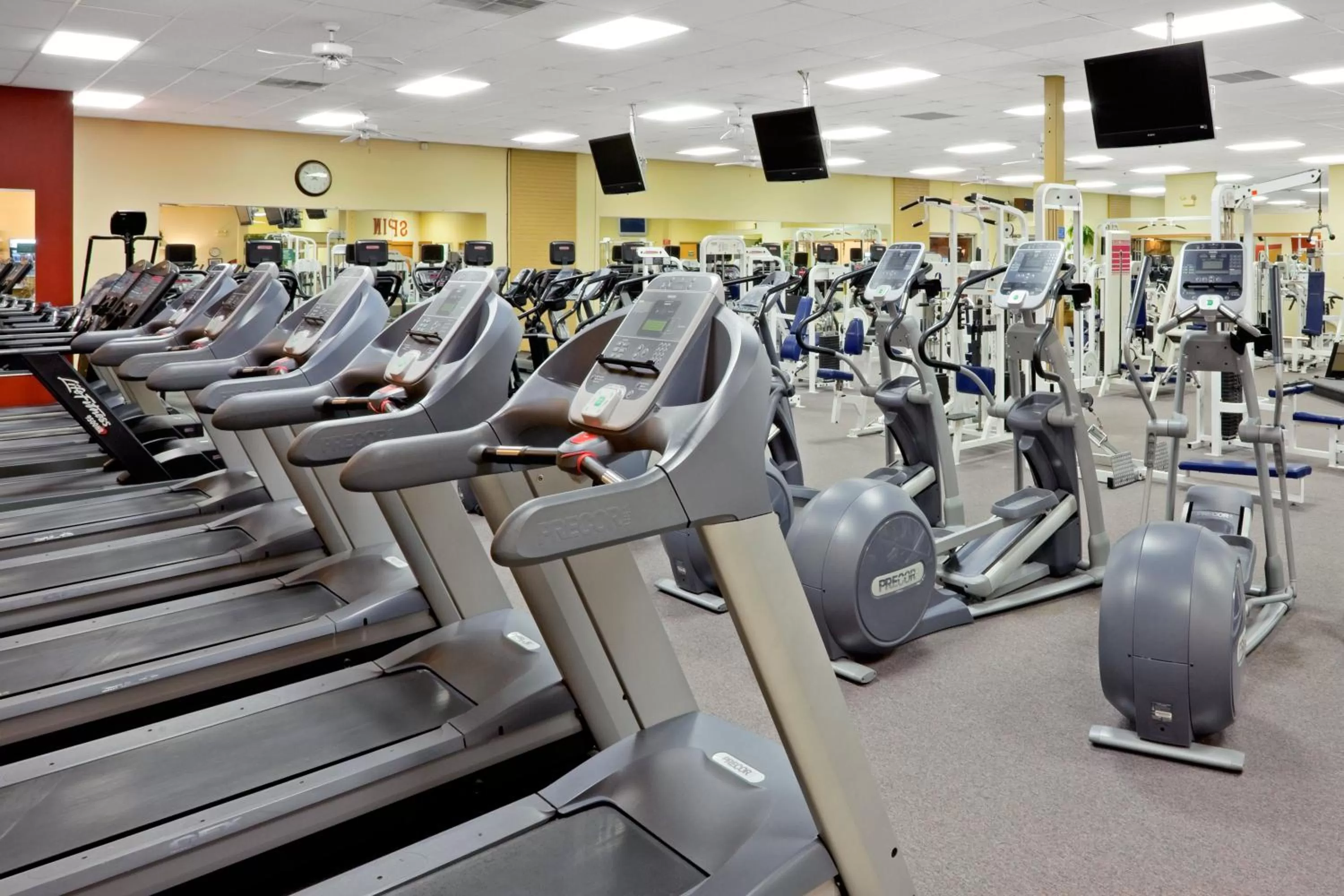 Fitness centre/facilities in Holiday Inn Express & Suites Carneys Point - Pennsville by IHG