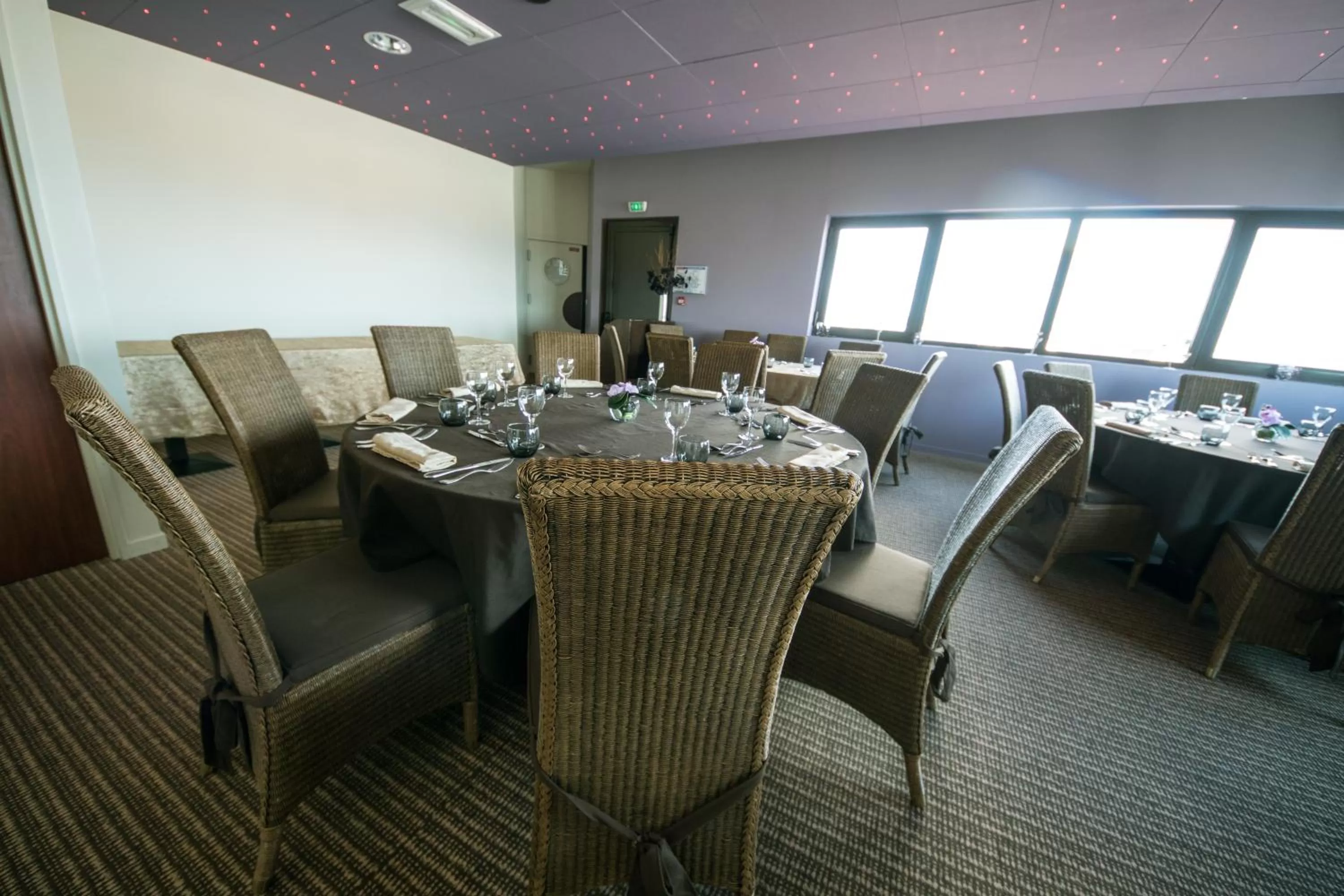 Business facilities in L'HÔTEL de CHARTRES