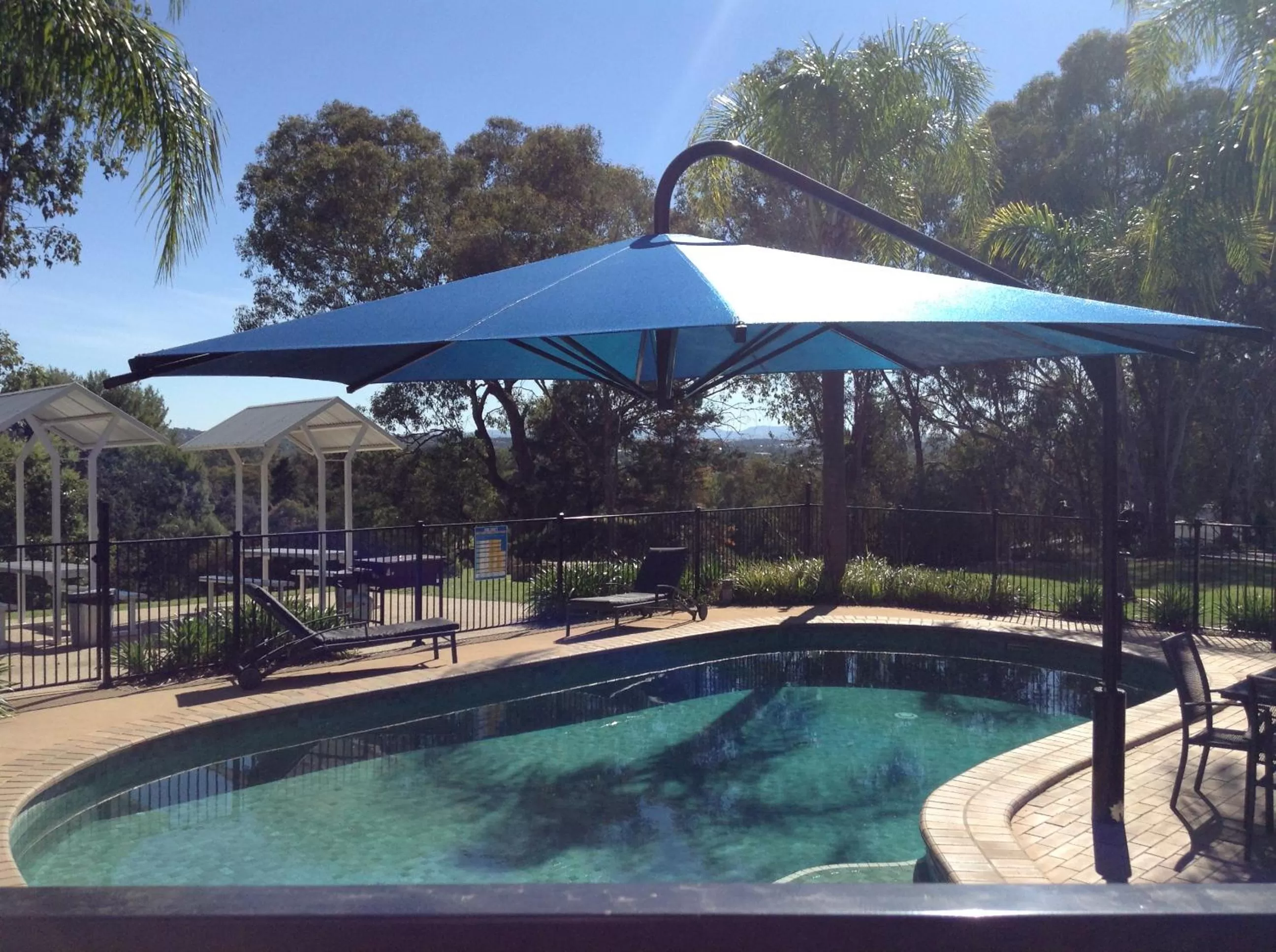 Pool view in Commercial Golf Resort