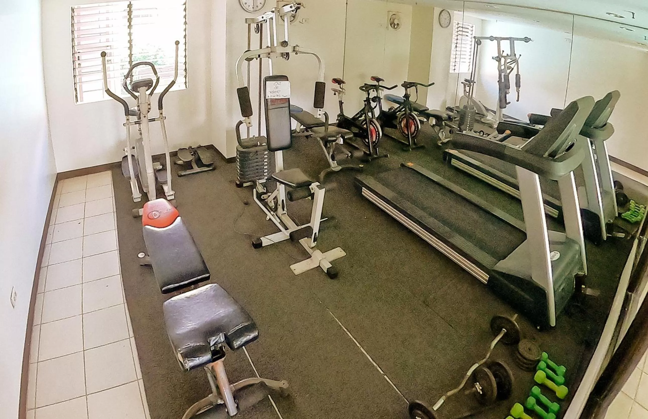 Fitness centre/facilities in RedDoorz Plus @ Mabolo Cebu
