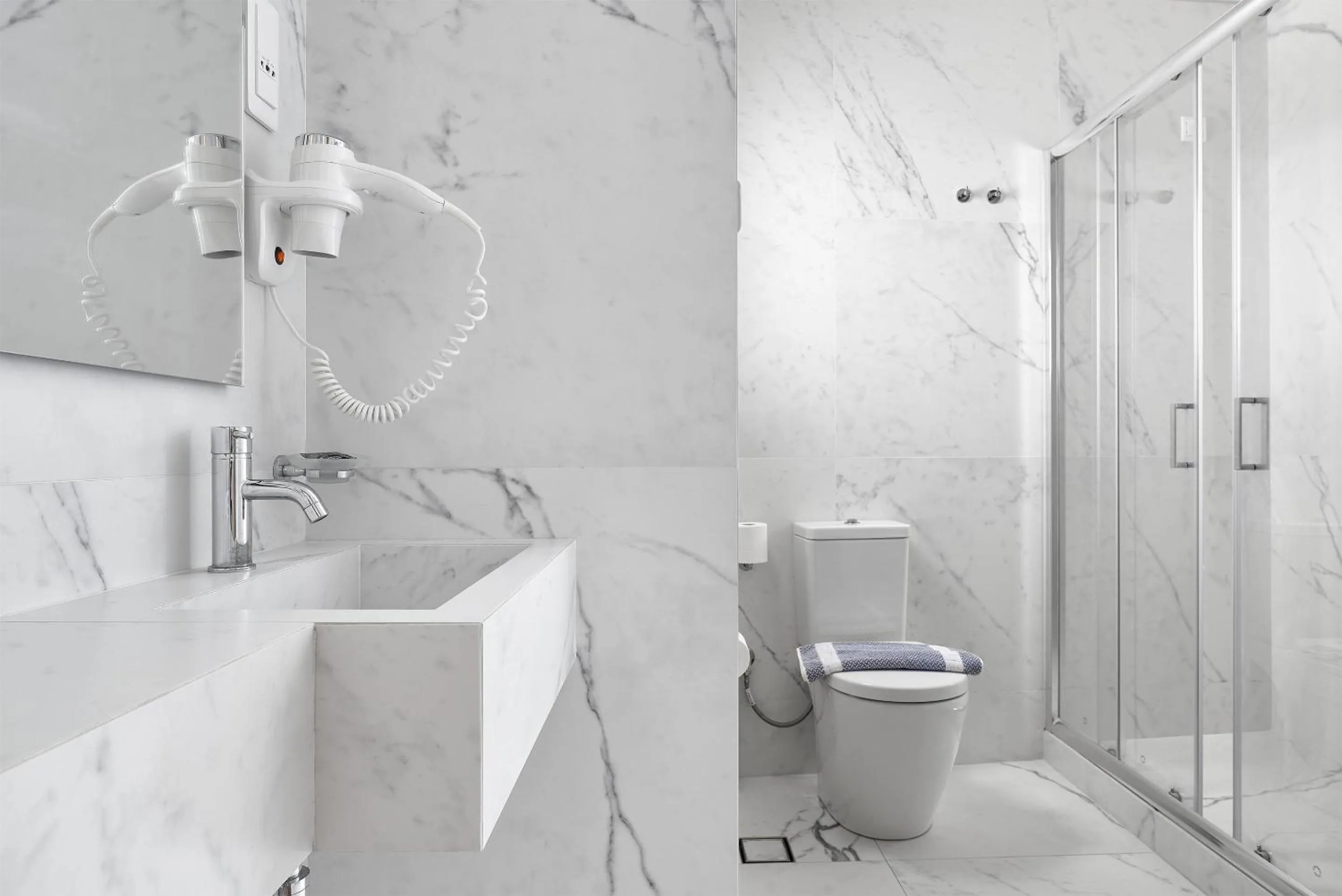 Shower in Athos Hotel