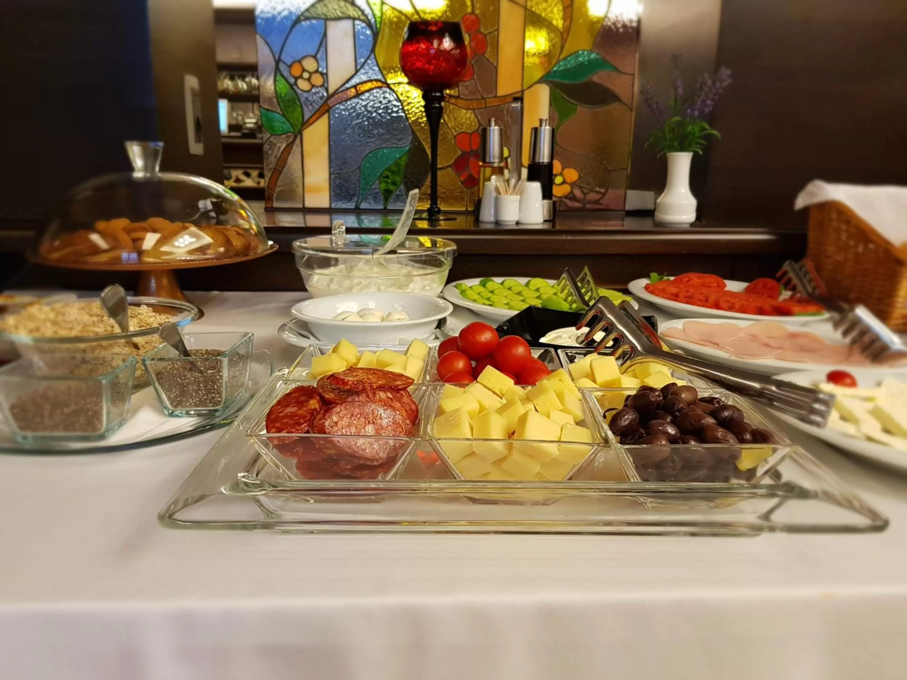 Breakfast in Hotel Victoria Tirana