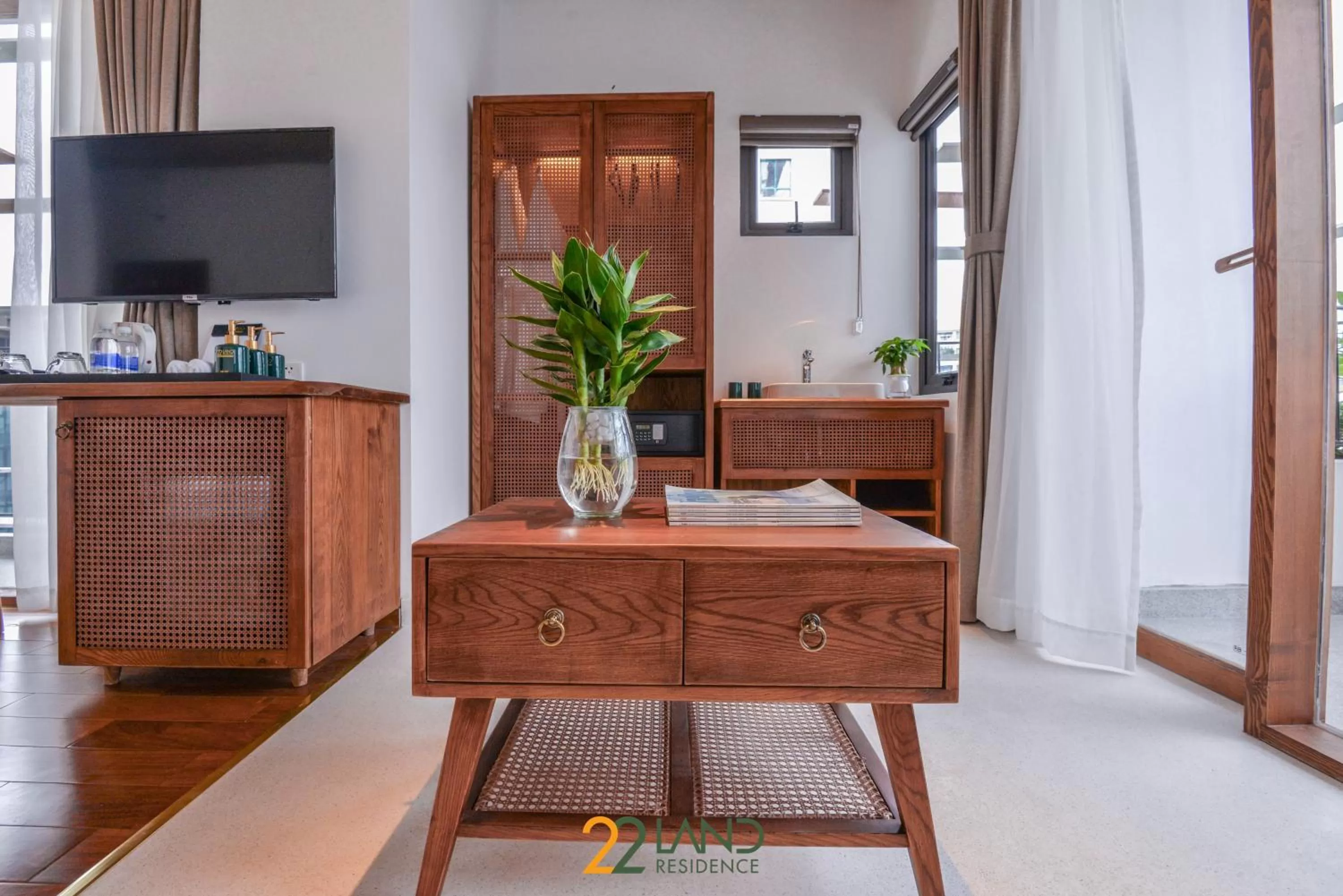 TV and multimedia in 22Land Hotel & Residence