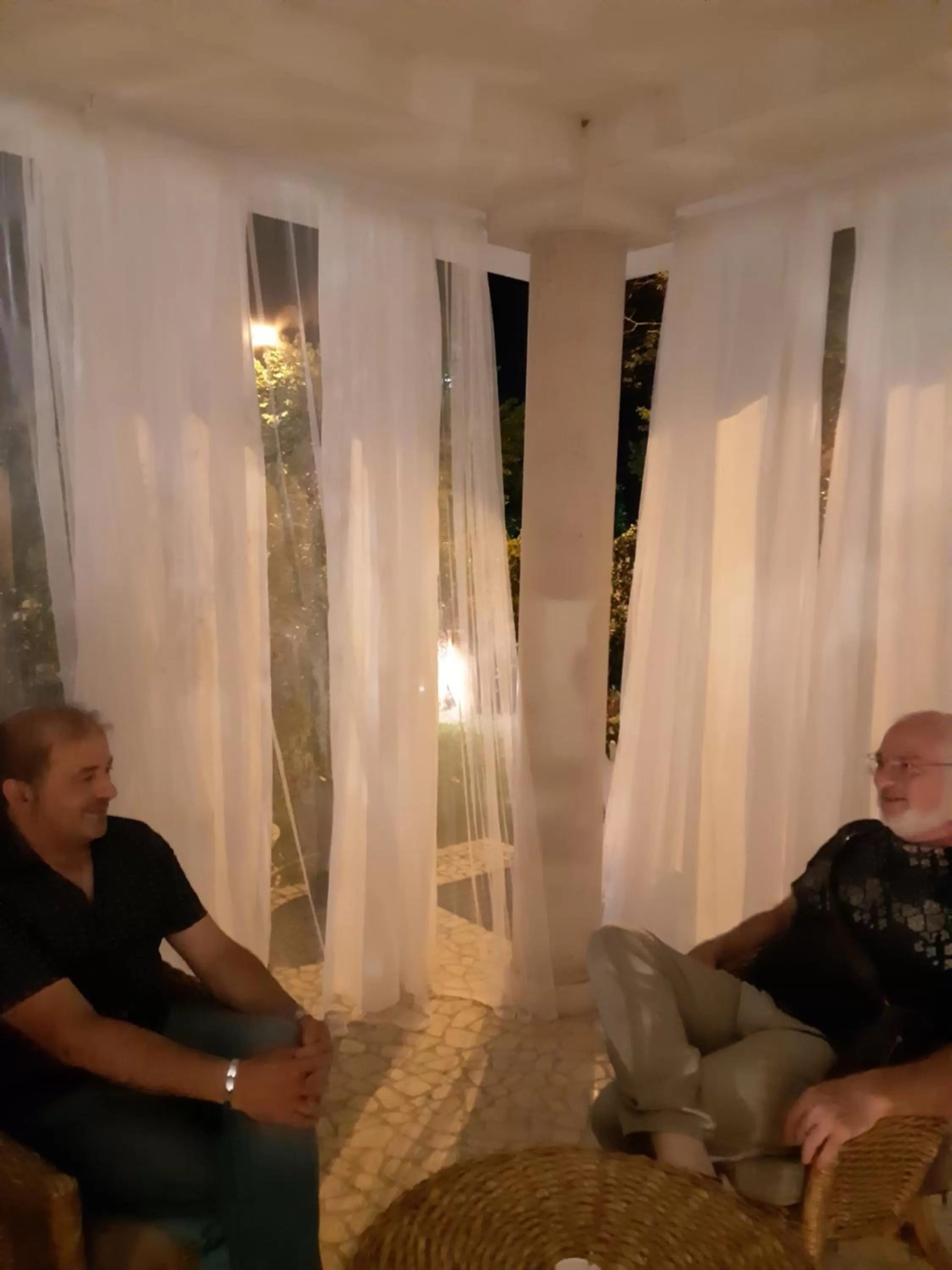 People in Villa Gioia Rooms