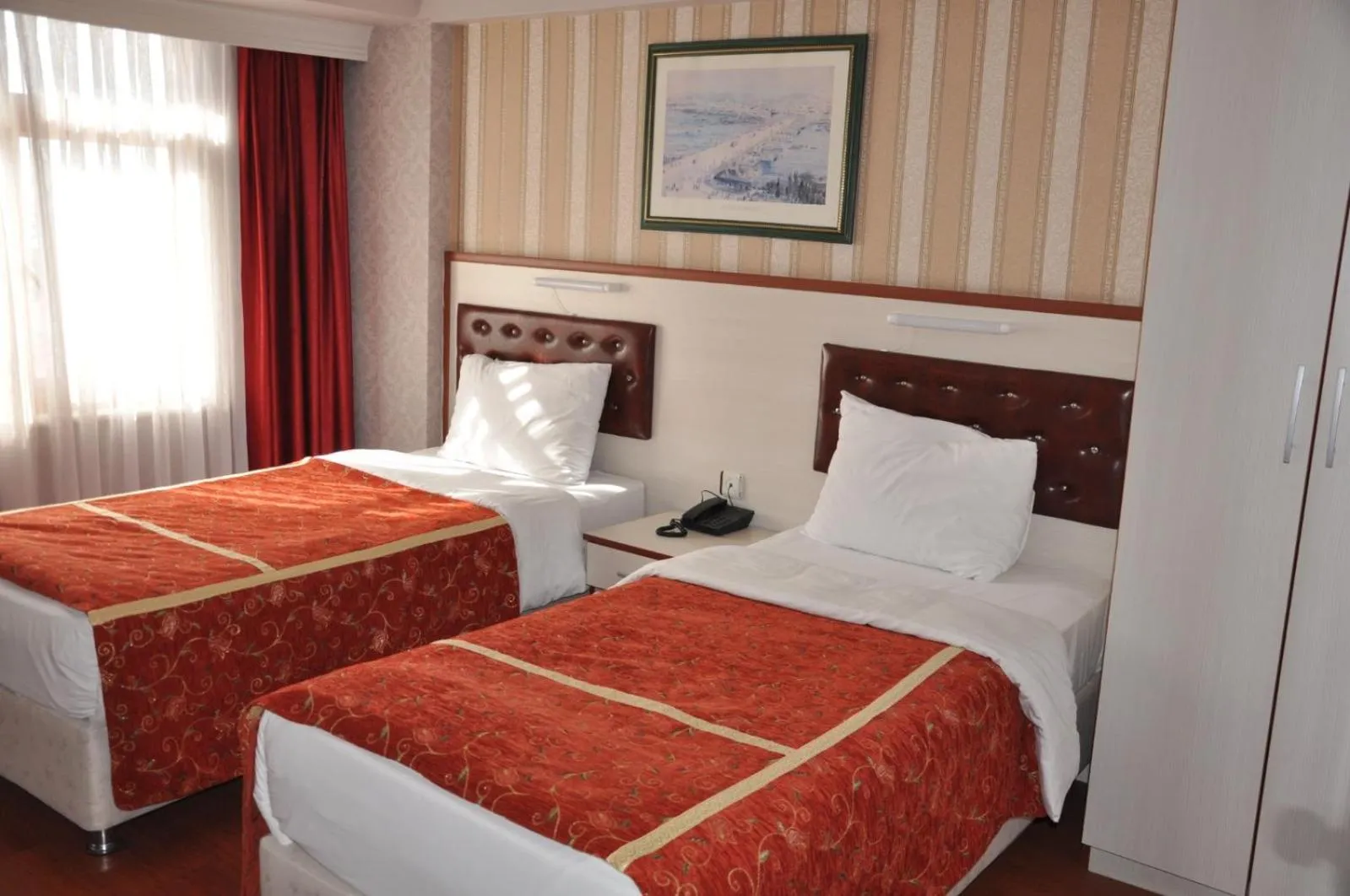 Bedroom, Bed in Tayhan Hotel