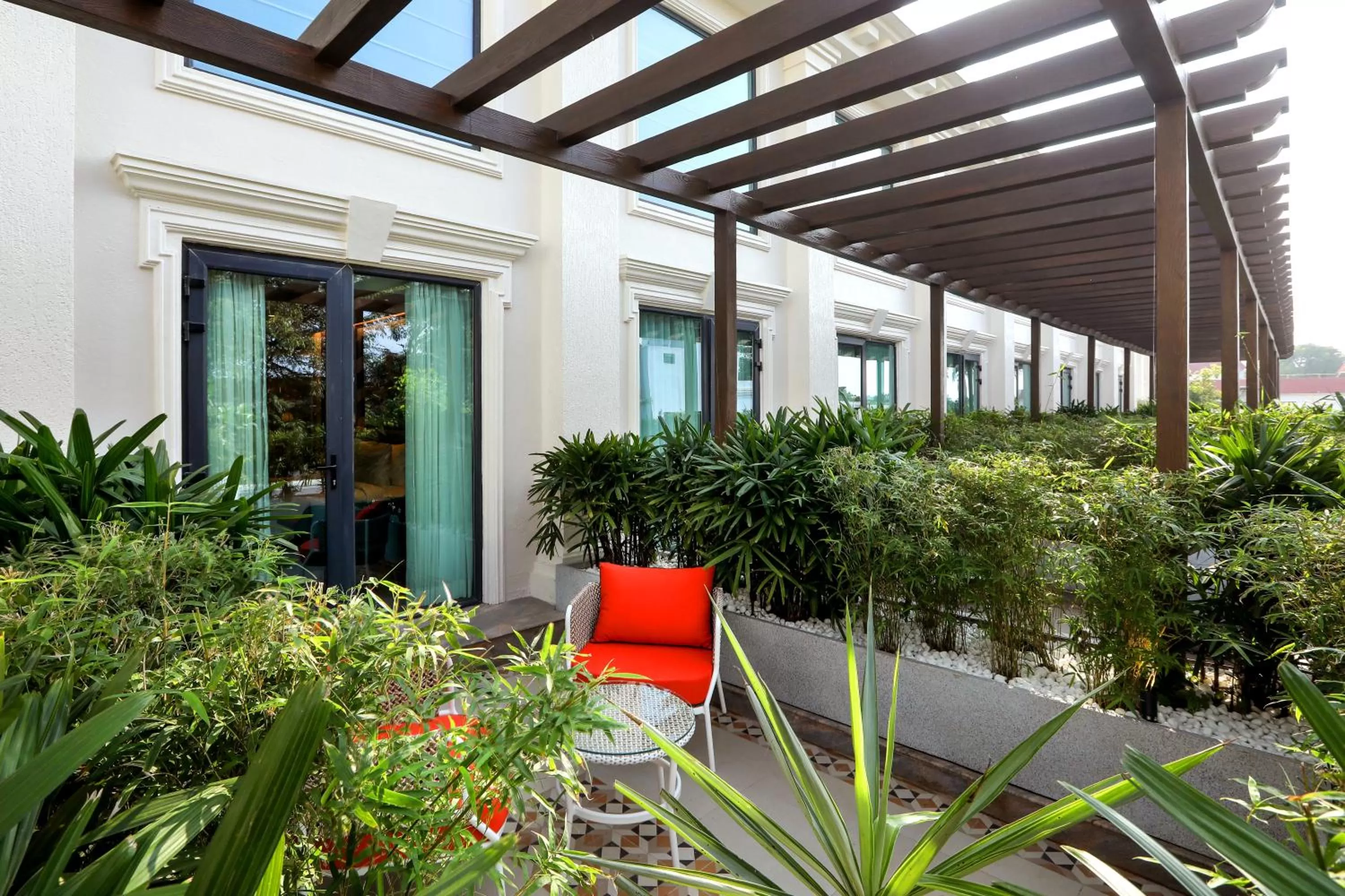 Garden in Radisson Blu Hotel & Suites GRT Chennai