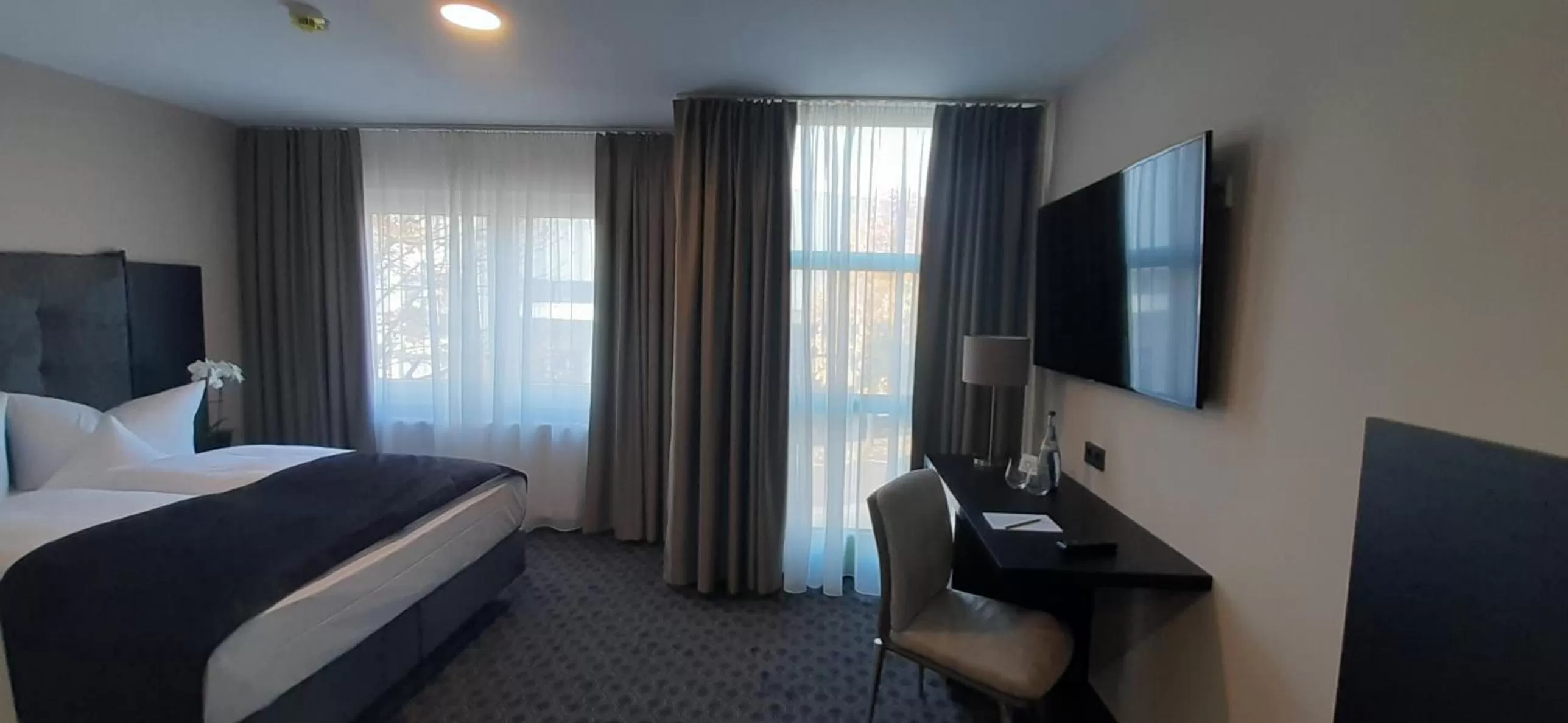 Photo of the whole room, Bed in Remstal Hotel